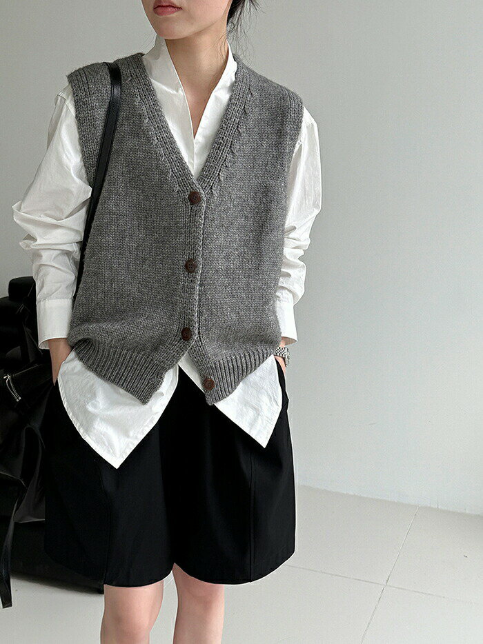 送料無料 ニットベスト レディース ベスト vネックベスト 厚手 ジレ トレンド トップス ニット ベスト カーディンガン ノースリーブ セーター チョッキ 重ね着 普段着 暖か ゆったり 大きいサイズ 体型カバー レイヤード おしゃれ カジュアル シンプル 通勤 OL 春 秋 冬
