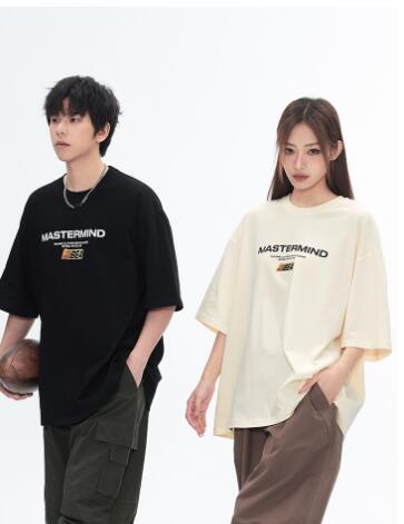 送料無料 メンズ服　男女兼用 Tシャツ　ストリート系