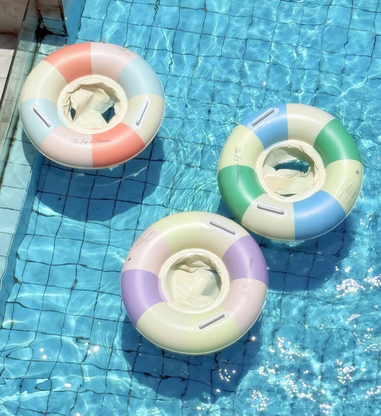 送料無料 子供 浮き輪 ベビー用 うきわ ダック フロート 乗れるタイプ 浮き具 水遊び プール 水泳 足入れ 赤ちゃん キッズ 子供 座付き 海 お風呂 かわいい 夏 可愛い ビーチ