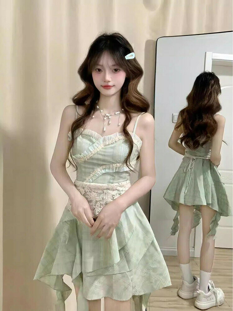 送料無料 ライトグリーン スイムウェア ワンピース 着痩せ 大きいサイズ 20代 30代 おしゃれ フリル 女性 オトナ女子 レディース ファッション みどり 緑 スリムウエスト ビッグスカート ミュージックフェス 小型パーティー 夏 ストラップ ストラップワンピース 袖なし