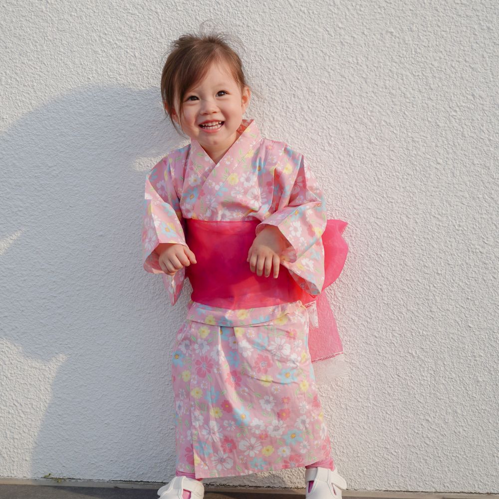 浴衣 子供 女の子 3点セット 浴衣セット 100％綿 キッズ浴衣 兵児帯 夏祭り お宮参り 桃の節句 花火大会 端午の節句 ひなまつり ギフト 和風 お正月 可愛い ひな祭り 誕生日 記念日 90cm 100cm 110cm 120cm 130cm