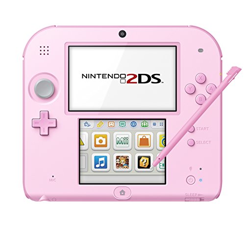 ・ピンク ニンテンドー2DS・・Color:ピンクPatternName:通常版・ニンテンドー3DSのソフトが遊べる。 (*画面は2D表示です。)・液晶サイズはニンテンドー3DSと同じ。・ACアダプター同梱。・セット内容:ニンテンドー2DS本体、Newニンテンドー3DS ACアダプター、専用タッチペン、SDHCメモリーカード4GB、ARカード 6枚、かんたんスタートガイド、取扱い説明書、保証書型番 : FTR-S-PBAA