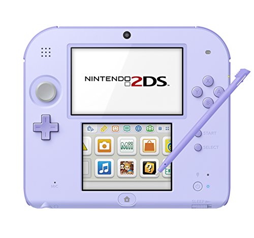 ・ラベンダー ニンテンドー2DS・・Color:ラベンダーPatternName:通常版・ニンテンドー3DSのソフトが遊べる。 (*画面は2D表示です。)・液晶サイズはニンテンドー3DSと同じ。・ACアダプター同梱。・セット内容:ニンテンドー2DS本体、Newニンテンドー3DS ACアダプター、専用タッチペン、SDHCメモリーカード4GB、ARカード 6枚、かんたんスタートガイド、取扱い説明書、保証書型番 : FTR-S-UAAA