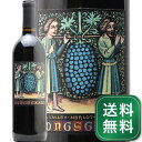 産地アメリカ ＞ カリフォルニア ＞ ナパ生産者コングスガード品種メルロー 100%英字Kongsgaard Merlot Napa Valley飲み頃温度13〜15℃おすすめグラスボルドーグラス内容量750ml輸入元中川ワイン《生産者について》 ジョン・コングスガードが設立したこのワイナリーは、自社畑だけでなく契約畑からも素晴らしいワインをつくることで知られます。今では高級ワイン用のブドウ調達として一般的になった、オーダーメイドのブドウ栽培。ブドウの対価を収穫量ではなく栽培面積で支払うことでできる、低収量で品質を最優先した栽培を依頼することの第一人者なのです。 クオリティーに対する姿勢は尋常ではなく、品質に満足できない年は容赦なく生産量を減らします。 《このワインについて》 コングスガードは、父が判事であったことから名づけた自社畑「ザ・ジャッジ」からつくられるシャルドネで有名です。そのザ・ジャッジよりも希少なのが、2021年日本に初入荷したメルローです。 アトラス・ピークにある自社畑。通常は大半がカベルネ・ソーヴィニヨンへのブレンド用として使われますが、ごく少量がメルロー単一としてボトリングされています。■■■■■■■■■■■■■■■■■■■■■■■■ 分類記号: 甲44丁N戊N己N フルボディ 辛口 惰H≪関連カテゴリ≫