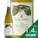 産地ドイツ ＞ モーゼル・ザール・ルーヴァー生産者カール・エルベス品種リースリング 100%英字Urziger Wurzgarten Riesling feinherb Karl Erbes醸造2000Lのステンレスタンクで低温発酵飲み頃温度7 - 10℃おすすめグラス白ワイングラス内容量750mlJANコード4935919193559輸入元稲葉《生産者について》モーゼル地方の著名な畑の一つ、「ユルツィガー・ヴュルツガルテン」。その畑を専門にするといっていい生産者がカール・エルベス。5.9haを所有しています。ここが銘醸畑とされる理由の一つは斜度。南東向きの急斜面はもはや崖のようで、農作業は非常に困難ですがブドウは非常によく熟します。もう一つは赤色粘板岩土壌。青や灰色の粘板岩はモーゼルに広く見られますが、この畑の赤い土壌はなかなかありません。その土壌ゆえに香りが華やかなリースリングができあがり、それがそのまま生産者の特徴となっています。カール・エルベスのワインはモーゼルの生産者の中で比較したとき、酸味がやや丸く穏やか。香りが比較的派手で豊かに広がります。そしてこの銘醸畑のワインとして圧倒的に安い！《このワインについて》「ファインヘルプ」とは「洗練された辛口」という意味で、味わいとしては「ハルプトロッケン」と同じ半辛口を指します。明確な糖度の範囲は決まっていないのですが、このワインは2019年ヴィンテージの値で26g/L。よく冷やしてもほのかな甘みを感じます。ただ酸味もしっかりあるため後口スッキリ。10.5%の低いアルコールと合わせて、口当たり軽くスルスル飲めてしまいます。「甘酸っぱくて飲みやすいワイン」と言えるでしょう。「甘い」と書かれているワインをとかく敬遠される方もいらっしゃいます。でもこのワイン、試飲販売すれば爆発的に売れるそうです。一口目から直観的に「美味しさ」を訴えかけてくるのでしょう。■■■■■■■■■■■■■■■■■■■■■■■■ 分類記号 :乙32丁N戊N己N ライトボディ やや辛口 味種類 :丑5 酉24≪関連カテゴリ≫