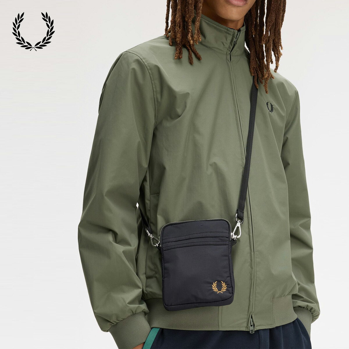 楽天市場】fred perry フレッドペリー サコッシュ ショルダーバッグの通販