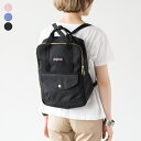 ⇒JANSPORT カテゴリTOP ⇒全てのバックパック*ジャンスポーツ バックパック ユニセックス 定番 * トートとリュックの2WAYスクエアバッグ。 JANSPORT MARLEY シチュエーションによってトートバッグとリュックを使い分けできる2WAYバッグ。 スクールバッグをおもわせるユニークなスクエア型が、コーディネートに新鮮さをプラスしてくれます。 メインルームは開口部が大きいので出し入れも快適、サブポケットと内ポケットで使い勝手も抜群。 持つだけでサマになるファッショナブルなアイテムです、いかがでしょうか。 フロントに存在感のあるブランド織りネームタグ。 サブポケットには2つの内ポケットを装備。 ジッパー引き手はブランドイニシャル入りのオリジナル。 メインポケットの開口部は大きくて使い勝手抜群。 内部にメッシュ素材のポケットを備えています。 容量 17L 素材 600デニール ポリエステル サイズ W24xH37.5xD14cm 製造 ベトナム製