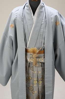 【レンタル】紋付き袴銀鼠色7号着物・羽織袴・成人式男性袴【紋付袴レンタル】袴一式男紋付袴成人式結婚式セレモニー卒業式男性用紋付袴セット他サイズもあります★往復送料無料一部地域を除く★★fy16REN07★