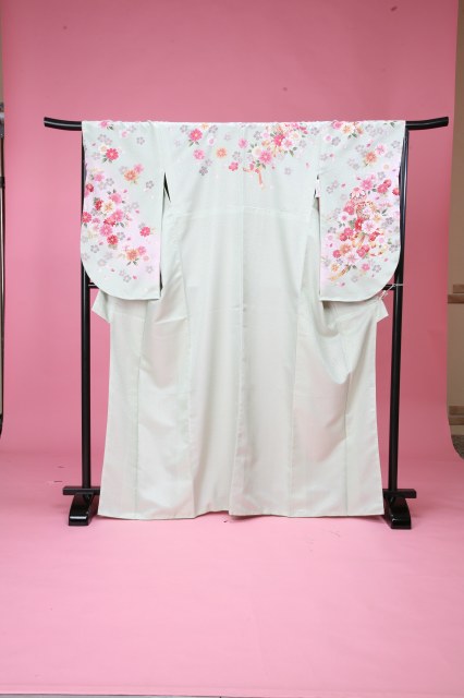 【レンタル】卒業袴 女袴 抹茶色 着物レンタル卒業袴赤縦縞カンサイ柄袴レンタル卒業袴レンタル卒業袴一式・卒業式卒業式の袴(はかま)を宅配レンタル往復送料無料 学校・先生・教員・卒業生草履バッグ付着物＋袴＋小物一式★fy16REN07★