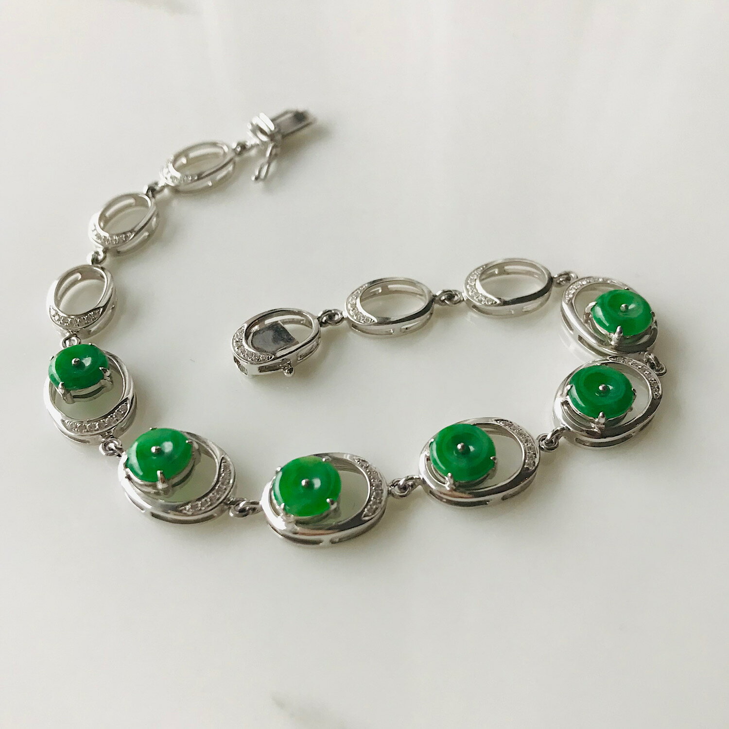 ミャンマー産 翡翠　ヒスイ　jade ブレスレット　一点もの　希少　アイスグリーン　18k ダイヤモンド　..