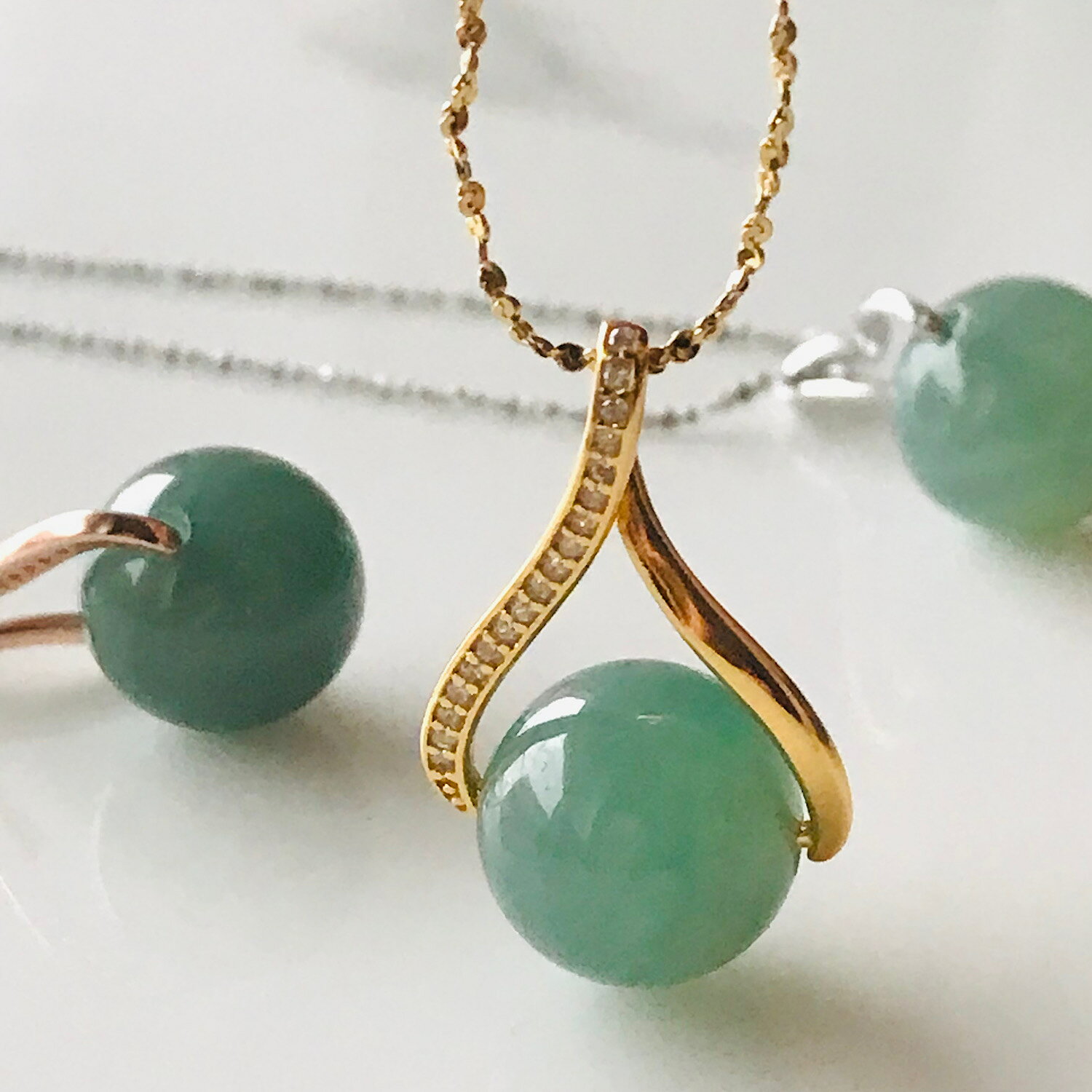 COCO2019 jade store 翡翠専門店の翡翠　ネックレス　ペンダント　天然　グリーン　緑　グアテマラ産　ヒスイ　sv925 大人かわいい　シンプル　上品　秋　冬　ステンレス　金属アレルギー対応　シンプル　A貨｜アングル2