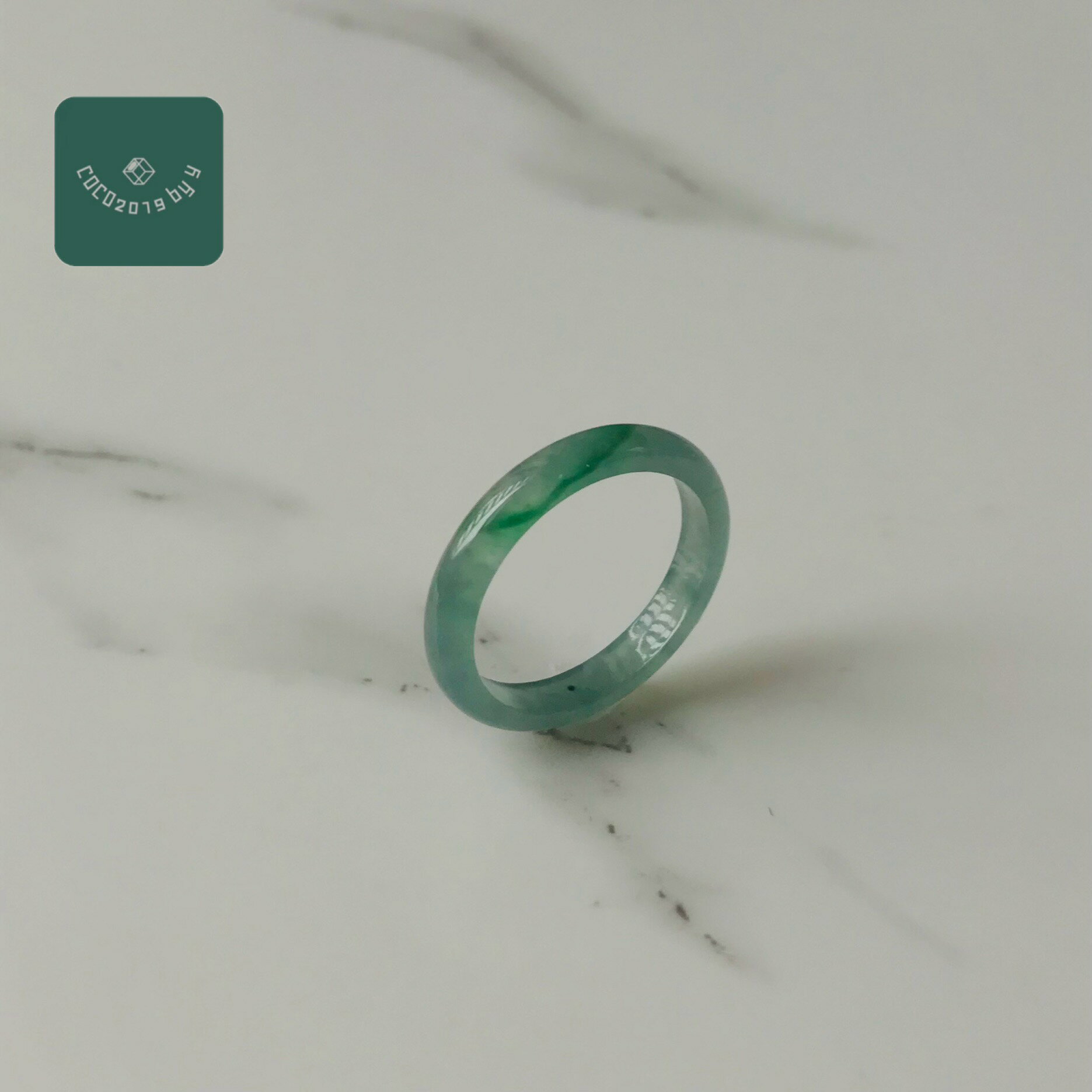 Rakuten - グアテマラ産 翡翠　ヒスイ　jade くりぬき　リング　天然石　一点物　15号　ヒスイ ひすい パワーストーン hisui 本翡翠 翡翠専門店 アクセサリー　大人かわいい　戒圈