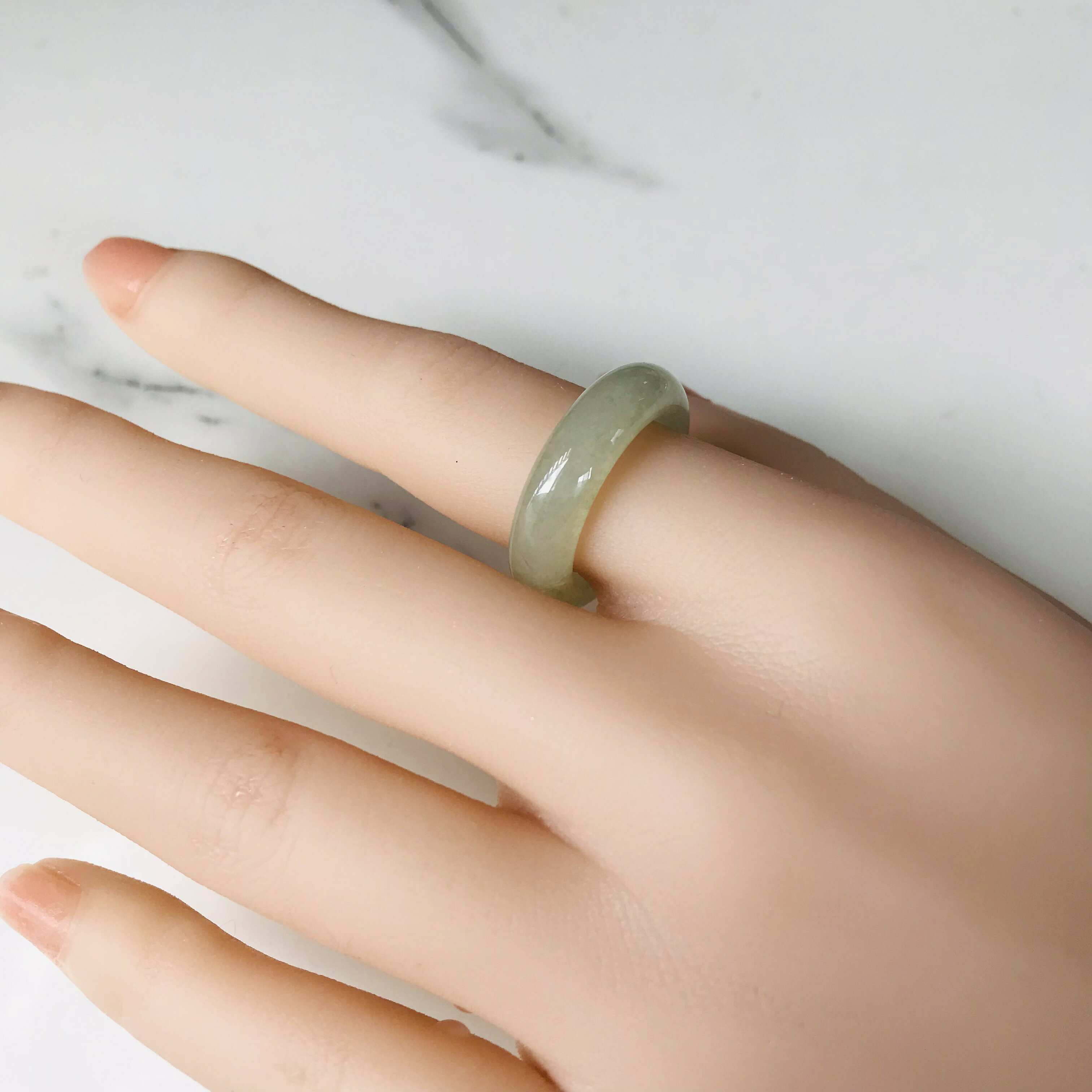 リング　ミャンマー産 翡翠　ヒスイ　jade くりぬきリング　16号　指輪　天然石　...