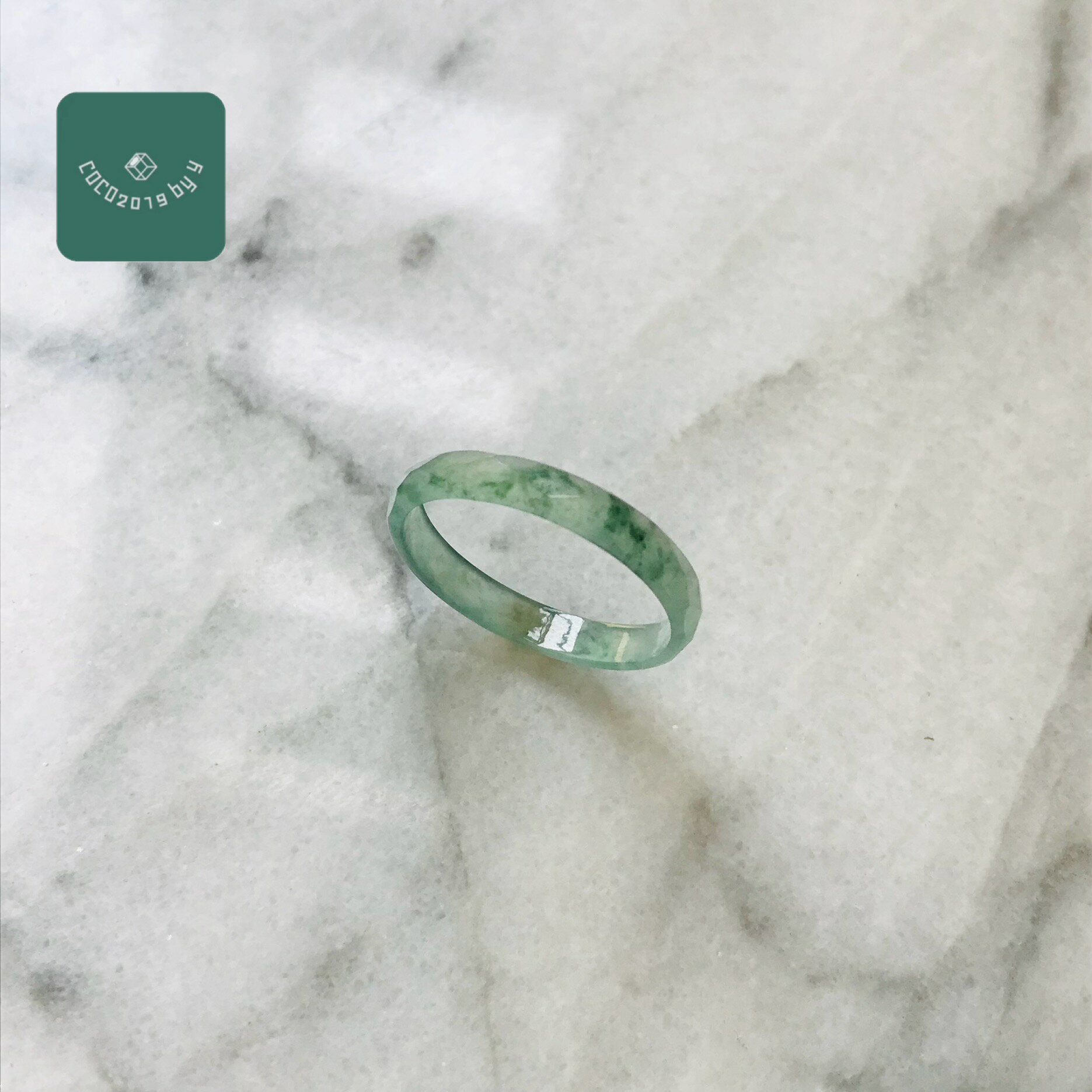 手鐲 - リング　グアテマラ産 翡翠　ヒスイ　jade くりぬきリング　ファセット　16号　指輪　天然石　ヒスイ ひすい パワーストーン hisui 本翡翠 翡翠専門店 アクセサリー ジュエリー戒圈 大人かわいい　緑　飄花