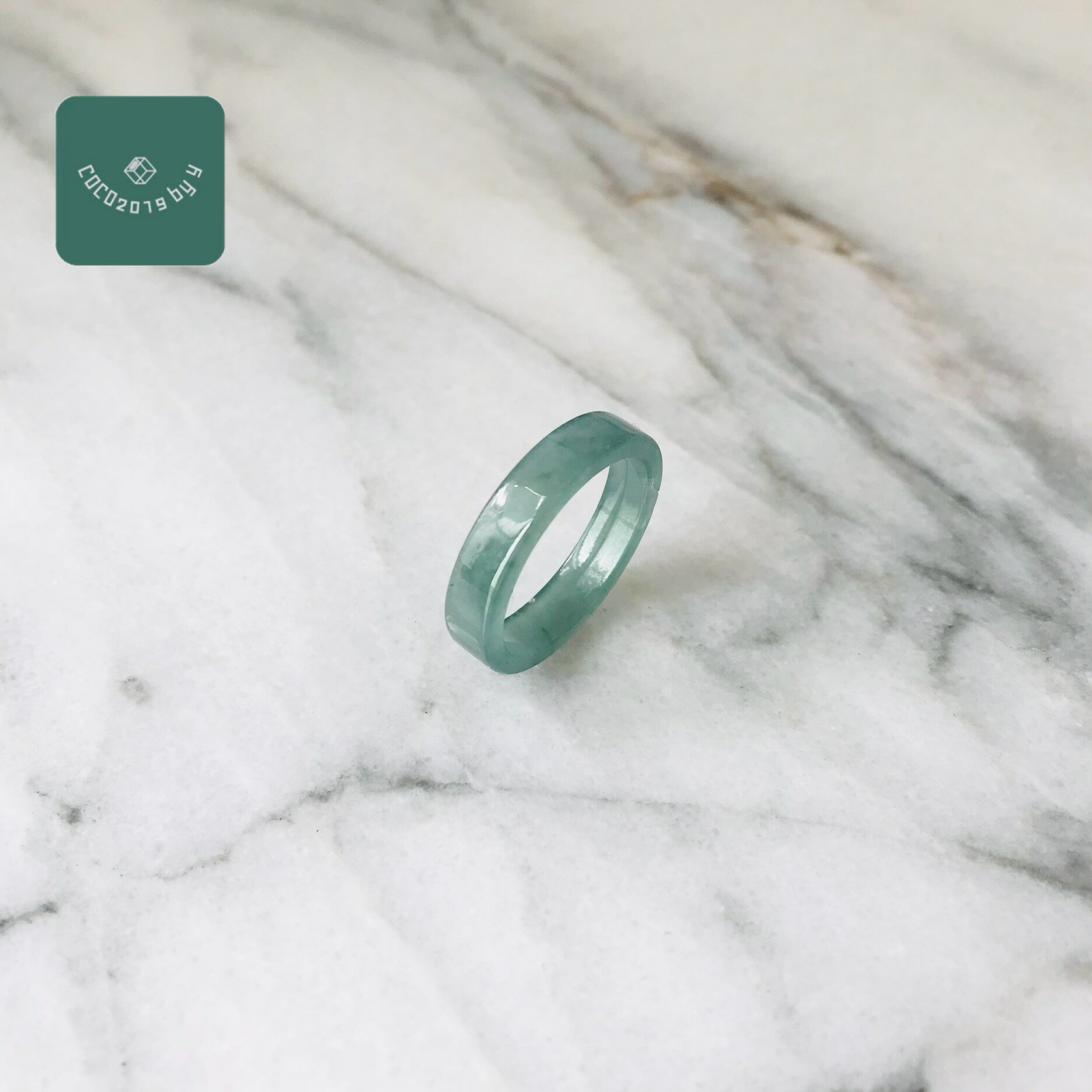 Rakuten - グアテマラ産 翡翠　ヒスイ　jade くりぬき　リング　天然石　一点物　19号　ヒスイ ひすい パワーストーン hisui 本翡翠 翡翠専門店 アクセサリー　大人かわいい　戒圈