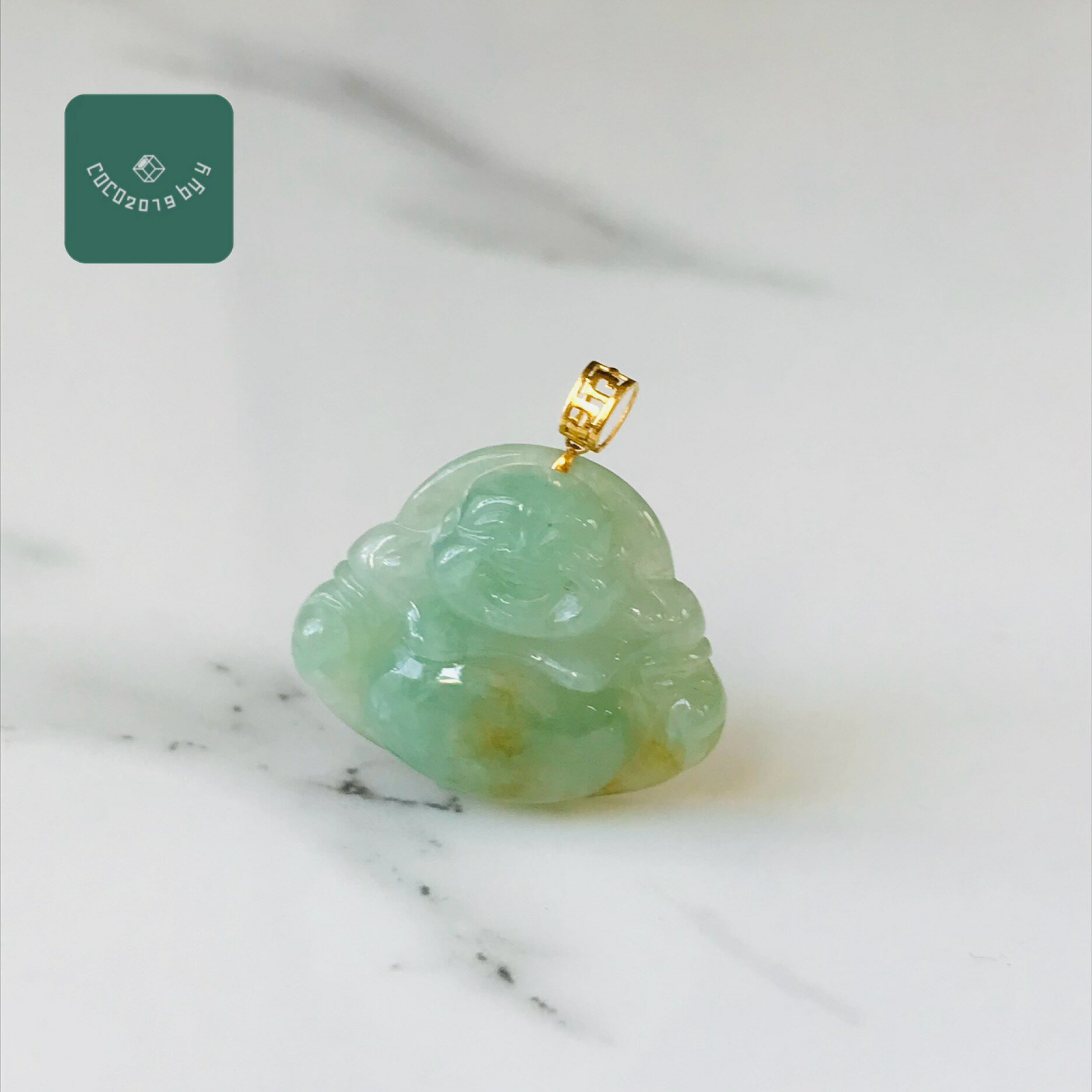 Rakuten - ミャンマー産 翡翠　ヒスイ　jade 高品質　ペンダントトップ　K18　一点もの　希少　天然石　 彫刻　ヒスイ ひすい パワーストーン hisui 本翡翠 翡翠専門店 アクセサリー ネックレス　ジュエリー　ミニ弥勒　佛公