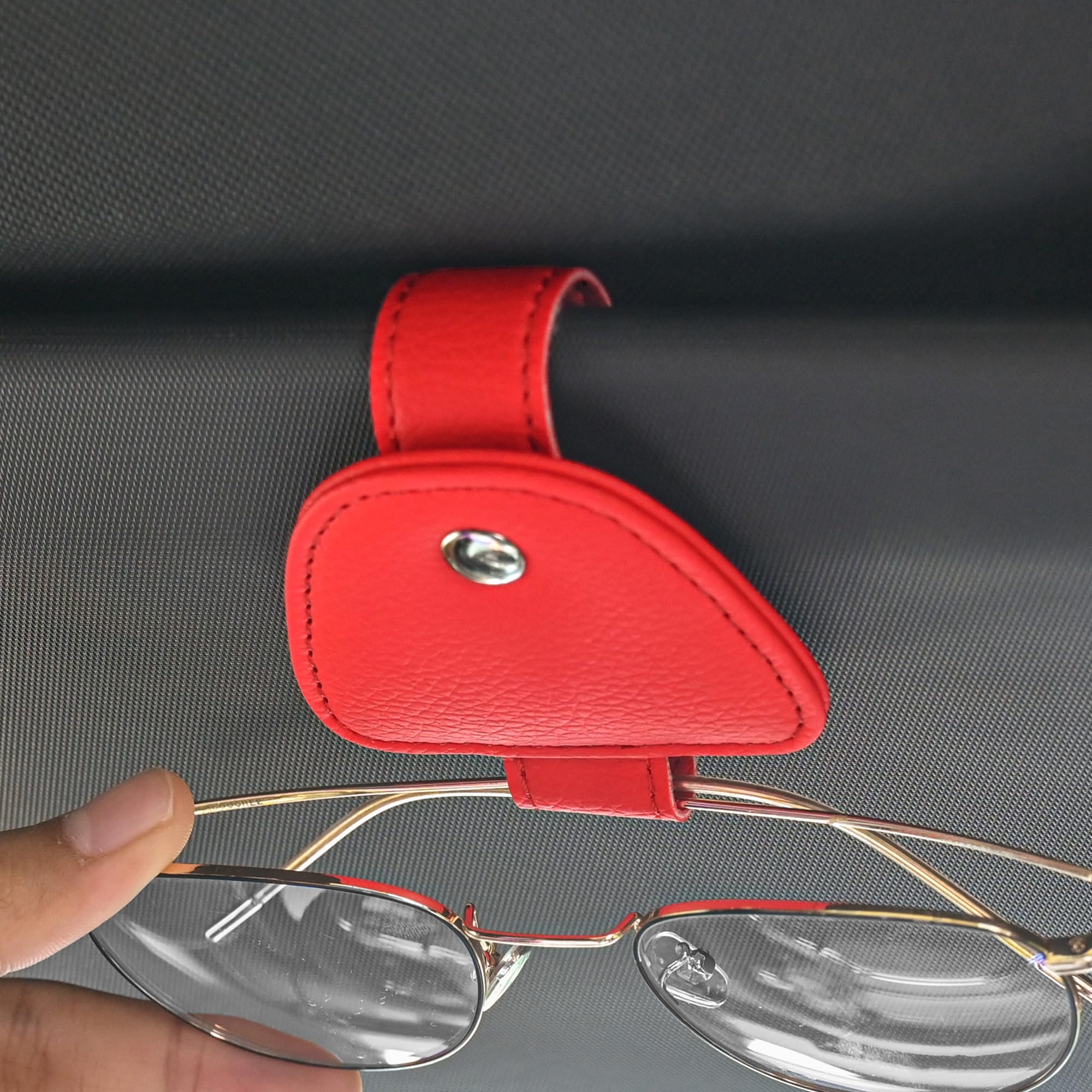 【送料無料】JEYOD自動車サンバイザーサングラスフレーム、革眼鏡フレーム、磁気眼鏡フレームとチケットホルダー、SUVトラック用汎用自動車内装部品 色:レッド