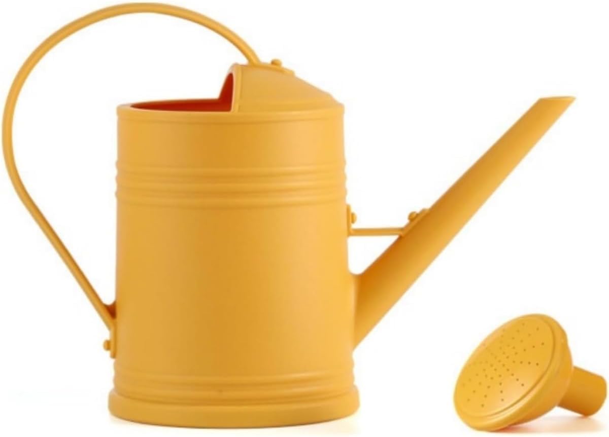 【送料無料】LanQii じょうろ ピッチャー ウォーターポット ポリプロピレン/PP製 植物 園芸 アンティーク調 インテリア アウトドア おしゃれ 観葉植物 掃除 スプレー 水差し 散水 安定した散水が行える ガーデニング 水やり 花壇 フラワー 色：イエロー、サイズ：2000 ml