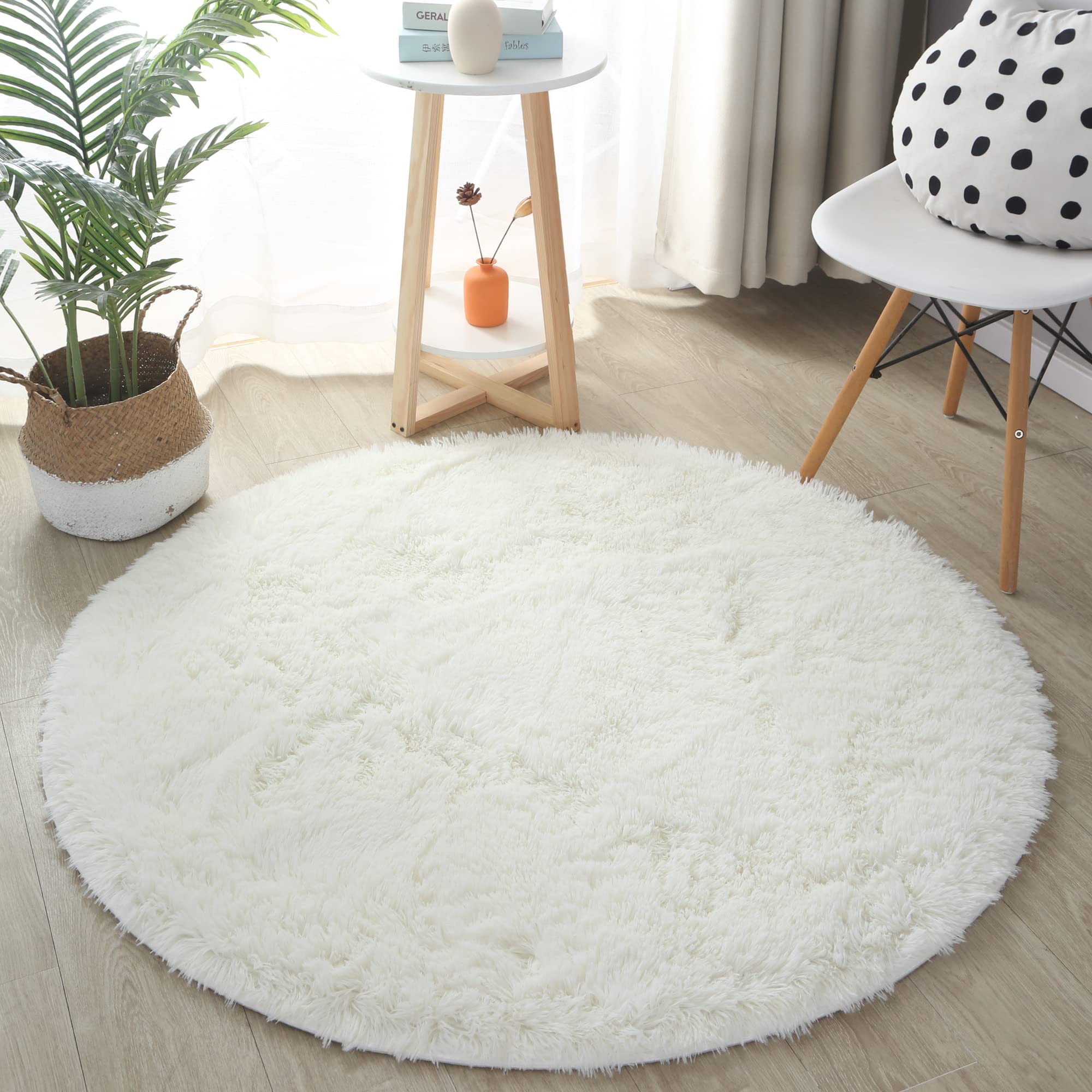 【送料無料】カーペット ラグ 洗える ラグマット 滑り止め付 防ダニ 抗菌 防臭 4色選べる 1年中使えるタイプ 北欧 ふわっと手触り 優しいフランネルラグ 絨毯 折り畳み (円形(直径120cm), 無地 アイボリー)