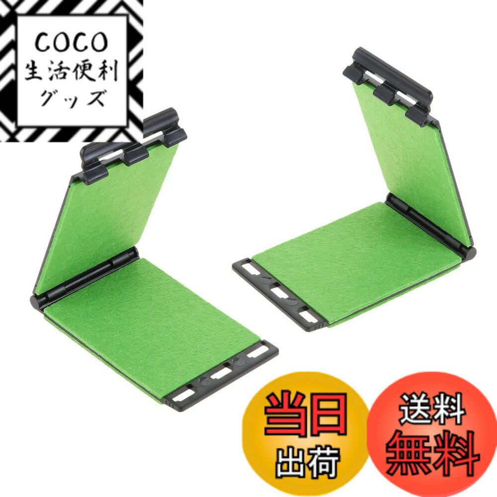 商品情報商品の説明主な仕様 クリーナーのクロスはコットン素材を採用しておりますので、柔らかくギターに傷をつけることはありません。極細起毛の繊維パッドがしっかりと汚れを絡め取り、清掃しにくい弦や指板の手入れにも適しています。また、洗える素材ですので、クリーナークロスが汚れてきた場合は中性洗剤で洗ってください。ご利用方法は：本体を開いて、弦と指板の間に両面クリーナーパッドを滑り込ませて本体を閉じてスライドさせて使用します。ストリングスクラバーを開き、下のパッドを弦の下側と指側の間に滑り込ませます。本体を閉じ、後はスライドするだけで弦をクリーニングしてください。ギター用のクリーニング洗浄剤や中性洗剤を薄めたものをこのクリーナーに少し入れて使うことはオススメです。なかなか綺麗にならなかったギターフレットの手あか、弦の錆等を簡単に清掃できます。両面スクラバーコットンであるギター弦クリーニングツールは、弦の裏側まできれいに拭けて清潔にして、同時に指板と弦の掃除も可能で、時間の節約です。高品質のABS樹脂とコットンを材料として、弦と指板の汚れをきれいにさせられます。ギターを弾く前とギターを弾いた後少しのお手入れだけで、360度のクリーニングができて、素早く効率よくメンテナンスができます！弦がもっと長持ちにします。弦のサビを落とすのも磨耗の軽減に大きな役割を果たします。ギターに使用できるクリーナーだけではなく、ベースの弦・フレット・フィンガーボード、ウクレレ、バンジョー等様々な弦楽器で使用できるワイパーパッドです。