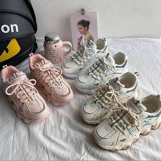 レディースファッション スニーカー ダッドスニーカー ボリュームスニーカー 紐 厚底 ごつい ごつめ レ..