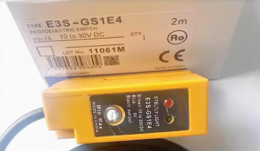 Rakuten - 新品★東京発★適格請求★税込★OMRON E3S-GS1E4 fork sensor 2SET ★6ヶ月保証
