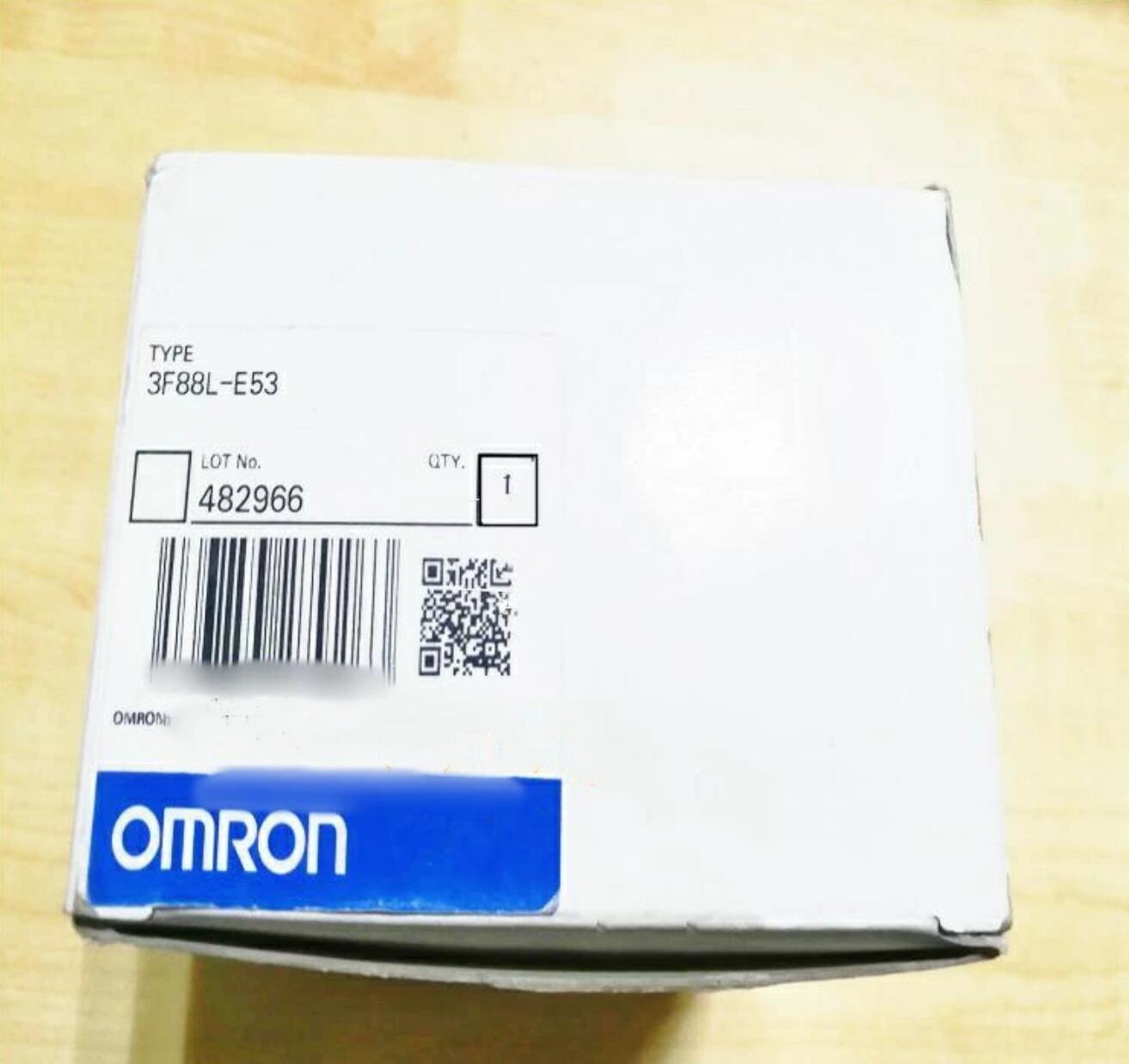 ■商品説明 ■新品 ■保証6ヶ月 ■複数在庫、同梱歓迎！ ★出荷前は動作確認済みます。 ★領収書の発行はできますので、必要の場合、ご連絡してください ※品種・形状・サイズによっては同梱できない場合がございます。 ※万一の初期動作不良に関しましては、到着後90日間は対応させていただきます。 ★複数在庫、同梱歓迎！ ★出荷前は動作確認済みます。 ★領収書の発行はできますので、必要の場合、ご連絡してください ★お振込み金額＝落札金額+送料 ★メーカーの製品更新により、生産ロットが、標識若干違う場合があります。 ★一般的にバルク品とは、メーカー保証書や説明書が付属されていない簡易包装の商品となります。 ■送料 ヤマト運輸 送料無料。 東京中発送します。 ※発送詳細※ ★全国一律送料無料 ★気にする方は入札前に気を掛けてください。 ★商品の発送は入金後の3-6日間くらいです。 到着まで約2～3日かかります、 ※品種・形状・サイズによっては同梱できない場合がございます。 ※万一の初期動作不良に関しましては、到着後30日間は対応させていただきます。詳細につきましては下欄に記載の「商品保証・返品について」を必ずお読みください ※商品保証・返品について※ 1.商品到着後30日以内の動作不良は初期不良扱いとさせて頂き、良品と交換できます。その場合、送料は当方ご負担させていただきます。もし在庫完了の場合ご返金させて頂きます。 2.在庫保存、運送、テストなどの過程においてキズ、よごれ、へこみ多少の変色等がある場合がございますので、必ずご了承の上ご購入をお願いいたします。神経質、几帳面な方のご購入はお勧めしておりません。お世話になります。 当店主に三菱電機、安川電機、富士電機、OMORON等のサーボモーター及びほかのモーター等を販売しています。 万が一ご購入希望の商品は出品されなくても、お問い合わせいただければ、お得な見積もりを出します。 当店出品中の商品は全部保証6ヶ月のです。ご安心ください。 ご不明な点がありましたら質問欄にてご質問ください。 メールアドレス：kuro_mitsunori@yahoo.co.jp よろしくお願いします。