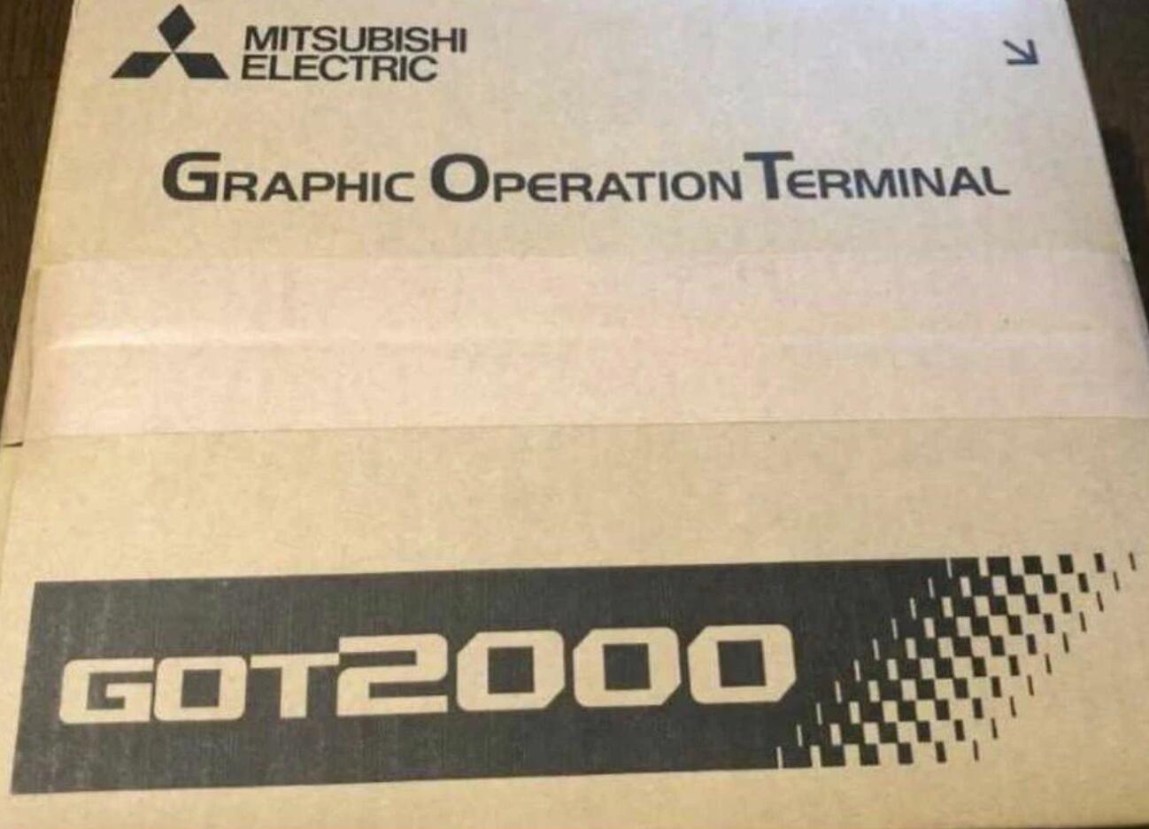 Rakuten - 新品★東京発★適格請求★税込★MITSUBISHI 三菱電機 GT2708-VTBD タッチパネル表示器★6ヶ月保証