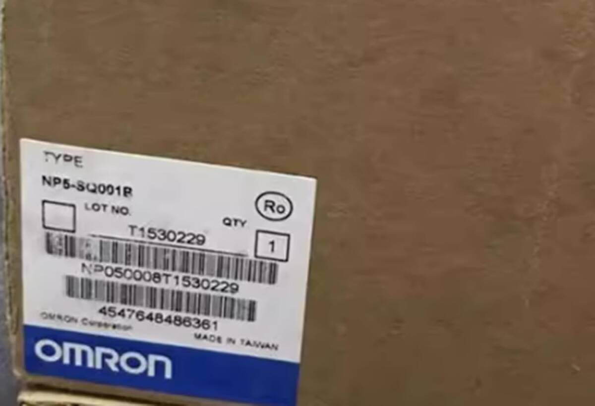 新品★東京発★適格請求★税込 OMRON /オムロン NP5-SQ001B タッチパネル ★6ヶ月保証