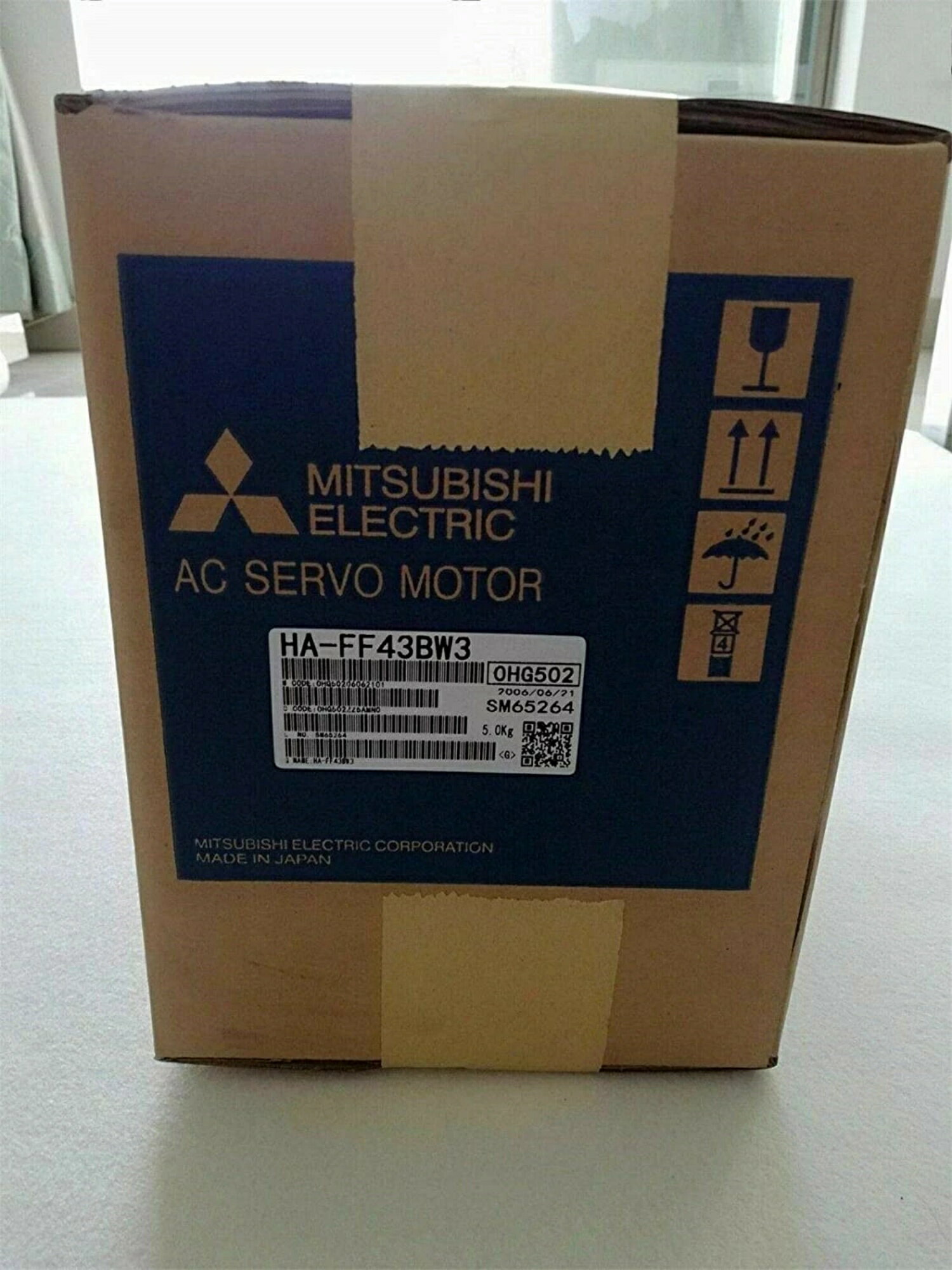 Rakuten - 新品★東京発★適格請求★税込 三菱 MITSUBISHI Servo Motor HA-FF43BW3★6ヶ月保証