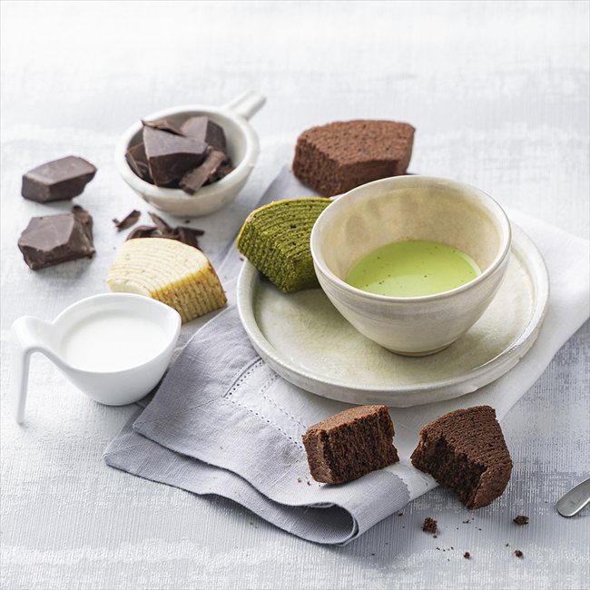 幸せを、みんなで分かち合うかたち。8ピースの美味しいご褒美。8 BAUMKUCHEN（抹茶）＆コーヒー バウムクーヘン CB-12F 記念品 引出物 粗品 ブライダル 結婚式 プレゼント 母の日 父の日 クリスマス バレンタインデー