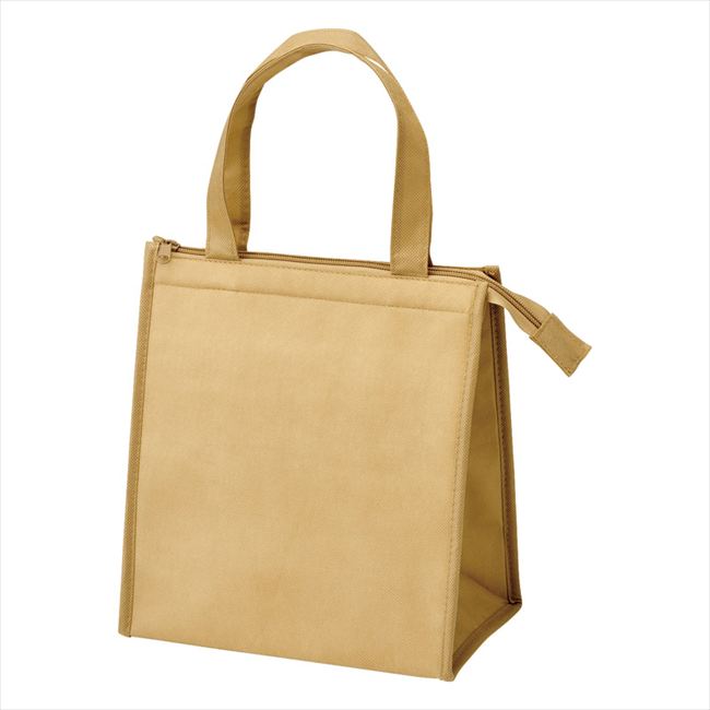 ■商品紹介：おしゃれなカラーのトートバッグ型不織布保冷温バッグ。軽量で持ち運びも便利。 ■商品内容：本体（約230×350×150mm）×1 ■材質：不織布・アルミ蒸着 ■重量：約48g ■原産国：中国製 メーカー希望小売価格はメーカーカタログに基づいて掲載しています ■さまざまなギフトアイテムをご用意しております。 内祝　内祝い　お祝い返し　ウェディングギフト　ブライダルギフト　引き出物　引出物　結婚引き出物　結婚引出物　結婚内祝い　出産内祝い 命名内祝い　入園内祝い　入学内祝い　卒園内祝い　卒業内祝い　就職内祝い　新築内祝い　引越し内祝い　快気内祝い　開店内祝い　二次会 披露宴　お祝い　御祝　結婚式　結婚祝い　出産祝い　初節句　七五三　入園祝い　入学祝い　卒園祝い　卒業祝い　成人式　就職祝い　昇進祝い 新築祝い　上棟祝い　引っ越し祝い　引越し祝い　開店祝い　退職祝い　快気祝い　全快祝い　初老祝い　還暦祝い　古稀祝い　喜寿祝い　傘寿祝い 米寿祝い　卒寿祝い　白寿祝い　長寿祝い　金婚式　銀婚式　ダイヤモンド婚式　結婚記念日　ギフト　ギフトセット　セット　詰め合わせ　贈答品　お返し お礼　御礼　ごあいさつ　ご挨拶　御挨拶　プレゼント　お見舞い　お見舞御礼　お餞別　引越し　引越しご挨拶　記念日　誕生日　父の日　母の日　敬老の日 記念品　卒業記念品　定年退職記念品　ゴルフコンペ　コンペ景品　景品　賞品　粗品　お香典返し　香典返し　志　満中陰志　弔事　会葬御礼　法要 法要引き出物　法要引出物　法事　法事引き出物　法事引出物　忌明け　四十九日　七七日忌明け志　一周忌　三回忌　回忌法要　偲び草　粗供養　初盆 供物　お供え　お中元　御中元　お歳暮　御歳暮　お年賀　御年賀　残暑見舞い　年始挨拶　ボーリング大会　景品　レミパン　ゼリー　スターバックス 千疋屋　結婚式　そうめん　ローラアシュレイ　プリン　話題　ディズニー　カタログギフト　ティファール　ビタクラフト　ステンレスタンブラー　リラックマ のし無料　メッセージカード無料　ラッピング無料 ギフトにぴったりのアイテムをご紹介！ 贈り物に悩んでいる方へ、心温まるギフトアイテムを取り揃えました。高品質な食品、ふわふわのタオル、美しい食器、そしてセンスあふれる雑貨まで、幅広いラインナップであなたの大切な人への思いを伝えます。 特徴 高品質：厳選された素材と丁寧な製造工程で作られた商品ばかり。どれも長く愛用いただけます。 多用途：どんなシーンでも使える万能アイテムが揃っています。誕生日、結婚祝い、新築祝いなど、さまざまな場面に最適です。 デザイン：シンプルで洗練されたデザインから、カラフルで個性的なものまで、多彩なバリエーションをご用意。 お手頃価格：高品質ながら手ごろな価格で、コストパフォーマンスも抜群。 おすすめの用途とシーン 誕生日プレゼント：大切な人の特別な日を祝うために、実用的かつ心温まるギフトを。食品やタオルは、日常で役立つアイテムとして喜ばれます。 結婚祝い：新しい生活を始めるカップルに、美しい食器やおしゃれな雑貨を。幸せな家庭を築くお手伝いができます。 新築祝い：新しい家に引っ越した友人や家族へ、インテリアにぴったりの雑貨や実用的なタオルを。快適な生活をサポートします。 お返しギフト：感謝の気持ちを込めて、おしゃれで実用的なアイテムを。食品はもちろん、使い心地の良いタオルや美しい食器も喜ばれます。 季節の贈り物：お中元やお歳暮、季節の挨拶として、季節に合ったギフトを。夏には涼しげな雑貨、冬には温かみのあるタオルや食品が最適です。 贈る相手に合わせたおすすめ グルメな方へ：美味しい食品を贈れば、食卓が一層華やかに。特別な時間を演出します。 家庭的な方へ：ふわふわのタオルや使いやすい食器で、日常生活に彩りを。 オシャレな方へ：センスあふれる雑貨で、インテリアを一層魅力的に。 まとめ あなたの気持ちを込めたギフト選びをお手伝いします。どれも心を込めて選んだアイテムばかりです。大切な人への贈り物として、自信を持っておすすめします。 商品概要 [分類] 以下のような商品をお探しの方にオススメです。スイーツ スィーツ スウィーツ Sweets ケーキ お菓子 洋菓子 デザート おやつ 小腹対策 食品 食べ物 / チョコレートケーキ チョコレート ガトーショコラ チーズケーキ 生菓子 生ケーキ ベイクドチーズケーキ [評価・マスコミ] ランキング1位のおすすめ(お勧め オススメ) インスタ映え SNS 評判 今話題の人気商品 [サービス] 以下のサービスをご利用いだだけます。不可の場合あり。お取り寄せ 全国配送 全国発送 オーダー 注文 デリバリー 取寄せ 宅配 ネット通販 持ち運び可 / 送料無料 送料込み 無料ギフト対応 日持ち長い 長期保存 賞味期限が長い 名入れ 当日発送 お急ぎ便 即日配送 即日発送 翌日配送 翌日発送 前日に買う あす楽 明日楽 即納 翌日 あす着 明日届く 配送日指定可 冷凍保存可 冷凍保管 冷凍便 ギフトラッピング ギフト対応 予約 メッセージ付き 有料メッセージカード 有料お誕生日カード ホワイトデー当日お届け可能 [パッケージ] 　 以下のような包装でお届けします。詰め合わせ セット アソート 化粧箱入り ラッピング不要 個包装 小分け 手提げ袋（有償） 2重梱包 [デザイン] 以下のようなイメージをお求めの方におすすめです。お洒落 可愛い ゴージャス 高級感 プレミアム サプライズ感 美しい インパクト 面白い 珍しい 希少 驚き シンプル 上品 スタイリッシュ エレガント モダン [ご用途] 工夫次第で様々な用途でご利用いただけます。贈り物 プレゼント ギフト プチギフト 贈答品 お祝い 御祝い 退職祝い 内祝い 出産祝い 出産内祝い 入学祝い 卒業祝い ご褒美 手土産 お土産 お使い物 お返し お礼 ご挨拶 ご進物 お配り 配る ばらまき バレンタインデー バレンタインデイ ヴァレンタイン 友チョコ 義理チョコ 本命チョコ 逆チョコ バレンタインチョコ ホワイトデー ホワイトデイ ホワイトデーのお返し 七五三 ひな祭り こどもの日 ハロウィン クリスマス お中元 お年賀 ウインターギフト 御中元 御歳暮 サマーギフト 残暑見舞い お歳暮 母の日 父の日 敬老の日 敬老会記念品 敬老会 結婚祝い 結婚内祝い 結婚記念日 結婚式二次会 二次会のプチギフト 結婚披露宴の引き出物 引き菓子 ウエディングパーティー 成人祝い 長寿祝い 還暦祝い 古希祝い 古稀祝い 喜寿祝い 傘寿祝い 米寿祝い 卒寿祝い 白寿祝い 紀寿祝い 百寿祝い 成人式 セレモニー イベント 内祝い 快気祝い 快気内祝い 出産内祝い 出産祝い 記念日 お返し ご進物 御使い物 お礼 ご挨拶 御礼 ご祝儀 祝儀の品 お使い物 ノベルティー 粗品 景品 長寿 法事 法要 仏事 年忌法事 志 粗供養 供養返し 香典返し 満中陰志 御供え お供え 御供物 弔事 七五三 ひな祭り 入学祝い 卒業祝い 卒園祝い 退職祝い 入社祝い 成人式 成人式のお祝い 朝食 食事代わり ティータイム ブレイクタイム ホームパーティー クリスマスケーキ 誕生日プレゼント 誕生祝い バースデーケーキ 学校 会社 職場 法人 取引先 部活 イベント サークル 介護施設 [おすすめの方] 以下のような様々なお客様にお喜びいただいております。10代 20代 30代 40代 50代 60代 70代 80代 90代 100歳以上 お母さん お父さん ママ パパ 兄弟姉妹 彼氏 彼女 恋人 義理の母 叔父さん 親戚の お嬢さん 大家族 家族 赤ちゃん 祖父 祖母 叔父 叔母 孫 おじいちゃん おばあちゃん じいじ ばあば 夫 旦那 妻 奥様 お嫁さん 奥さん 親 両親 娘 同僚 友達 仲間 友人 親友 上司 部下 先輩 後輩 お世話になった方 恩師 先生 大人数 女友達 法人 女性 男性 大人 子ども 子供用 小学生 中学生 高校生 男の子 女の子 辛党 甘党 甘いものが苦手 高齢者 お年寄り [その他おすすめ] 以下のような商品に興味のある方にもオススメです。大量 大量購入 財布に優しい 大人数 業務用 大量スイーツ お試し コスパ良い /おしゃれなカラーのトートバッグ型不織布保冷温バッグ。軽量で持ち運びも便利。