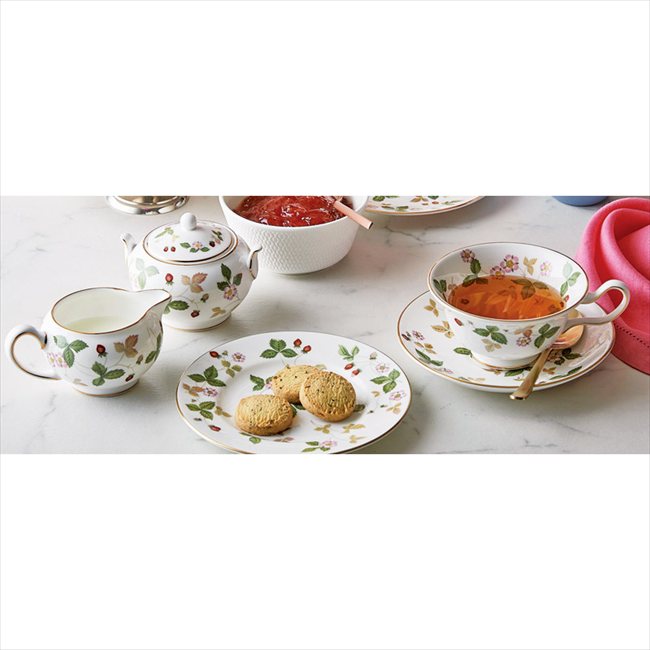 ウェッジウッド ワイルド ストロベリー ティーバッグ 1083499WWN8P 内祝 内祝い お祝 御祝 記念品 出産内祝い プレゼント 快気祝い 粗供養 引出物