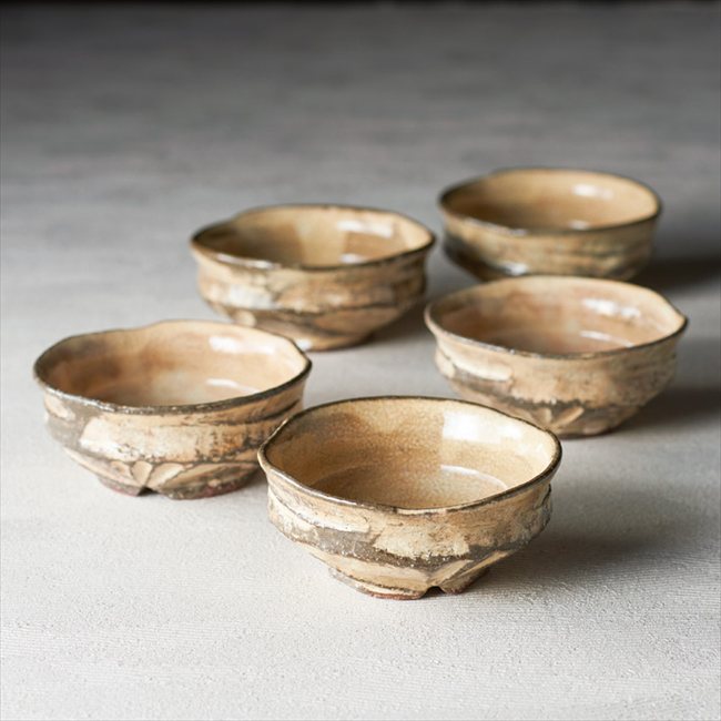 萩焼 〈納冨尚子作〉 刀刻小鉢5客揃 尚子-1 内祝 内祝い お祝 御祝 記念品 出産内祝い プレゼント 快気祝い 粗供養 引出物