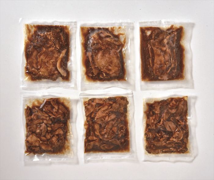 北海道産豚丼と鶏丼の具各3食セット(加熱済み) ※ご注文後約7〜10日前後での発送となります。沖縄・離島へは別途配送料が発生いたします お取り寄せグルメ スイーツ メーカー希望小売価格はメーカーカタログに基づいて掲載しています ■さまざまなギフトアイテムをご用意しております。 内祝　内祝い　お祝い返し　ウェディングギフト　ブライダルギフト　引き出物　引出物　結婚引き出物　結婚引出物　結婚内祝い　出産内祝い 命名内祝い　入園内祝い　入学内祝い　卒園内祝い　卒業内祝い　就職内祝い　新築内祝い　引越し内祝い　快気内祝い　開店内祝い　二次会 披露宴　お祝い　御祝　結婚式　結婚祝い　出産祝い　初節句　七五三　入園祝い　入学祝い　卒園祝い　卒業祝い　成人式　就職祝い　昇進祝い 新築祝い　上棟祝い　引っ越し祝い　引越し祝い　開店祝い　退職祝い　快気祝い　全快祝い　初老祝い　還暦祝い　古稀祝い　喜寿祝い　傘寿祝い 米寿祝い　卒寿祝い　白寿祝い　長寿祝い　金婚式　銀婚式　ダイヤモンド婚式　結婚記念日　ギフト　ギフトセット　セット　詰め合わせ　贈答品　お返し お礼　御礼　ごあいさつ　ご挨拶　御挨拶　プレゼント　お見舞い　お見舞御礼　お餞別　引越し　引越しご挨拶　記念日　誕生日　父の日　母の日　敬老の日 記念品　卒業記念品　定年退職記念品　ゴルフコンペ　コンペ景品　景品　賞品　粗品　お香典返し　香典返し　志　満中陰志　弔事　会葬御礼　法要 法要引き出物　法要引出物　法事　法事引き出物　法事引出物　忌明け　四十九日　七七日忌明け志　一周忌　三回忌　回忌法要　偲び草　粗供養　初盆 供物　お供え　お中元　御中元　お歳暮　御歳暮　お年賀　御年賀　残暑見舞い　年始挨拶　ボーリング大会　景品　レミパン　ゼリー　スターバックス 千疋屋　結婚式　そうめん　ローラアシュレイ　プリン　話題　ディズニー　カタログギフト　ティファール　ビタクラフト　ステンレスタンブラー　リラックマ のし無料　メッセージカード無料　ラッピング無料 ギフトにぴったりのアイテムをご紹介！ 贈り物に悩んでいる方へ、心温まるギフトアイテムを取り揃えました。高品質な食品、ふわふわのタオル、美しい食器、そしてセンスあふれる雑貨まで、幅広いラインナップであなたの大切な人への思いを伝えます。 特徴 高品質：厳選された素材と丁寧な製造工程で作られた商品ばかり。どれも長く愛用いただけます。 多用途：どんなシーンでも使える万能アイテムが揃っています。誕生日、結婚祝い、新築祝いなど、さまざまな場面に最適です。 デザイン：シンプルで洗練されたデザインから、カラフルで個性的なものまで、多彩なバリエーションをご用意。 お手頃価格：高品質ながら手ごろな価格で、コストパフォーマンスも抜群。 おすすめの用途とシーン 誕生日プレゼント：大切な人の特別な日を祝うために、実用的かつ心温まるギフトを。食品やタオルは、日常で役立つアイテムとして喜ばれます。 結婚祝い：新しい生活を始めるカップルに、美しい食器やおしゃれな雑貨を。幸せな家庭を築くお手伝いができます。 新築祝い：新しい家に引っ越した友人や家族へ、インテリアにぴったりの雑貨や実用的なタオルを。快適な生活をサポートします。 お返しギフト：感謝の気持ちを込めて、おしゃれで実用的なアイテムを。食品はもちろん、使い心地の良いタオルや美しい食器も喜ばれます。 季節の贈り物：お中元やお歳暮、季節の挨拶として、季節に合ったギフトを。夏には涼しげな雑貨、冬には温かみのあるタオルや食品が最適です。 贈る相手に合わせたおすすめ グルメな方へ：美味しい食品を贈れば、食卓が一層華やかに。特別な時間を演出します。 家庭的な方へ：ふわふわのタオルや使いやすい食器で、日常生活に彩りを。 オシャレな方へ：センスあふれる雑貨で、インテリアを一層魅力的に。 まとめ あなたの気持ちを込めたギフト選びをお手伝いします。どれも心を込めて選んだアイテムばかりです。大切な人への贈り物として、自信を持っておすすめします。 商品概要 [分類] 以下のような商品をお探しの方にオススメです。スイーツ スィーツ スウィーツ Sweets ケーキ お菓子 洋菓子 デザート おやつ 小腹対策 食品 食べ物 / チョコレートケーキ チョコレート ガトーショコラ チーズケーキ 生菓子 生ケーキ ベイクドチーズケーキ [評価・マスコミ] ランキング1位のおすすめ(お勧め オススメ) インスタ映え SNS 評判 今話題の人気商品 [サービス] 以下のサービスをご利用いだだけます。不可の場合あり。お取り寄せ 全国配送 全国発送 オーダー 注文 デリバリー 取寄せ 宅配 ネット通販 持ち運び可 / 送料無料 送料込み 無料ギフト対応 日持ち長い 長期保存 賞味期限が長い 名入れ 当日発送 お急ぎ便 即日配送 即日発送 翌日配送 翌日発送 前日に買う あす楽 明日楽 即納 翌日 あす着 明日届く 配送日指定可 冷凍保存可 冷凍保管 冷凍便 ギフトラッピング ギフト対応 予約 メッセージ付き 有料メッセージカード 有料お誕生日カード ホワイトデー当日お届け可能 [パッケージ] 　 以下のような包装でお届けします。詰め合わせ セット アソート 化粧箱入り ラッピング不要 個包装 小分け 手提げ袋（有償） 2重梱包 [デザイン] 以下のようなイメージをお求めの方におすすめです。お洒落 可愛い ゴージャス 高級感 プレミアム サプライズ感 美しい インパクト 面白い 珍しい 希少 驚き シンプル 上品 スタイリッシュ エレガント モダン [ご用途] 工夫次第で様々な用途でご利用いただけます。贈り物 プレゼント ギフト プチギフト 贈答品 お祝い 御祝い 退職祝い 内祝い 出産祝い 出産内祝い 入学祝い 卒業祝い ご褒美 手土産 お土産 お使い物 お返し お礼 ご挨拶 ご進物 お配り 配る ばらまき バレンタインデー バレンタインデイ ヴァレンタイン 友チョコ 義理チョコ 本命チョコ 逆チョコ バレンタインチョコ ホワイトデー ホワイトデイ ホワイトデーのお返し 七五三 ひな祭り こどもの日 ハロウィン クリスマス お中元 お年賀 ウインターギフト 御中元 御歳暮 サマーギフト 残暑見舞い お歳暮 母の日 父の日 敬老の日 敬老会記念品 敬老会 結婚祝い 結婚内祝い 結婚記念日 結婚式二次会 二次会のプチギフト 結婚披露宴の引き出物 引き菓子 ウエディングパーティー 成人祝い 長寿祝い 還暦祝い 古希祝い 古稀祝い 喜寿祝い 傘寿祝い 米寿祝い 卒寿祝い 白寿祝い 紀寿祝い 百寿祝い 成人式 セレモニー イベント 内祝い 快気祝い 快気内祝い 出産内祝い 出産祝い 記念日 お返し ご進物 御使い物 お礼 ご挨拶 御礼 ご祝儀 祝儀の品 お使い物 ノベルティー 粗品 景品 長寿 法事 法要 仏事 年忌法事 志 粗供養 供養返し 香典返し 満中陰志 御供え お供え 御供物 弔事 七五三 ひな祭り 入学祝い 卒業祝い 卒園祝い 退職祝い 入社祝い 成人式 成人式のお祝い 朝食 食事代わり ティータイム ブレイクタイム ホームパーティー クリスマスケーキ 誕生日プレゼント 誕生祝い バースデーケーキ 学校 会社 職場 法人 取引先 部活 イベント サークル 介護施設 [おすすめの方] 以下のような様々なお客様にお喜びいただいております。10代 20代 30代 40代 50代 60代 70代 80代 90代 100歳以上 お母さん お父さん ママ パパ 兄弟姉妹 彼氏 彼女 恋人 義理の母 叔父さん 親戚の お嬢さん 大家族 家族 赤ちゃん 祖父 祖母 叔父 叔母 孫 おじいちゃん おばあちゃん じいじ ばあば 夫 旦那 妻 奥様 お嫁さん 奥さん 親 両親 娘 同僚 友達 仲間 友人 親友 上司 部下 先輩 後輩 お世話になった方 恩師 先生 大人数 女友達 法人 女性 男性 大人 子ども 子供用 小学生 中学生 高校生 男の子 女の子 辛党 甘党 甘いものが苦手 高齢者 お年寄り [その他おすすめ] 以下のような商品に興味のある方にもオススメです。大量 大量購入 財布に優しい 大人数 業務用 大量スイーツ お試し コスパ良い /北海道発厳選ギフト！北海道を中心に選りすぐりの逸品をお届けします！