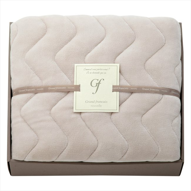 ■商品紹介：やわらかな肌ざわりと贅沢な光沢感がワンランク上のやすらぎを演出します。・きめ細やかな糸で肌ざわり抜群。・ふんわりとした軽さなのにあたたかい。・高級感を漂わせる上品な光沢。 やわらかな肌ざわりと贅沢な光沢感がワンランク上のやすらぎ...