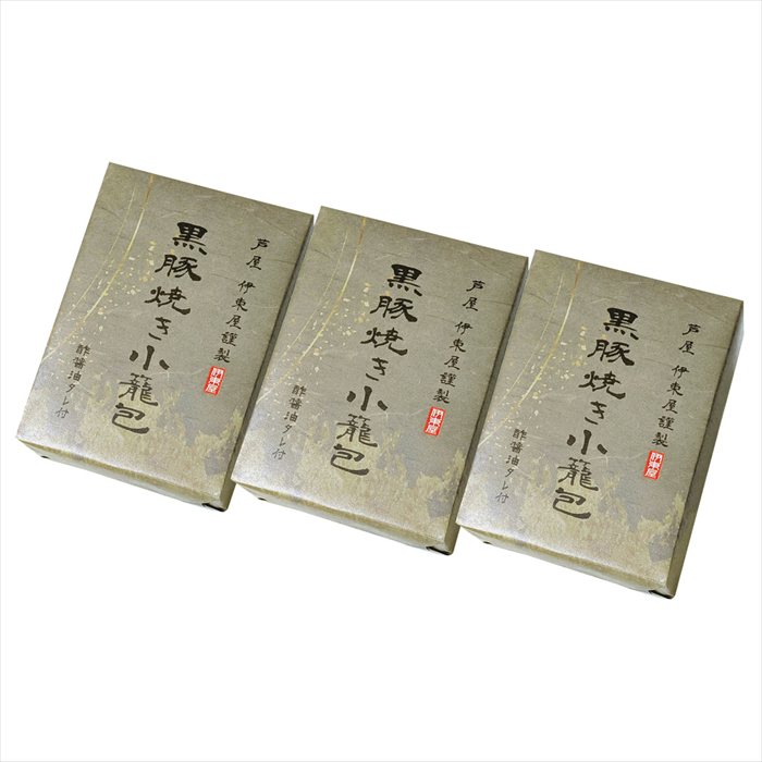 ■お歳暮専用商品となります。商品出荷日：11月4日から12月10日ごろ 黒豚焼き小籠包（40g×6個）×3 ■商品紹介：鹿児島黒豚を100%使用した焼き小籠包のセットです。 ■パッケージサイズ： ■商品重量（kg）：1.1 ■賞味期限・アレルゲン表示冷凍2ヶ月　小麦・乳 メーカー希望小売価格はメーカーカタログに基づいて掲載しています ■さまざまなギフトアイテムをご用意しております。 内祝　内祝い　お祝い返し　ウェディングギフト　ブライダルギフト　引き出物　引出物　結婚引き出物　結婚引出物　結婚内祝い　出産内祝い 命名内祝い　入園内祝い　入学内祝い　卒園内祝い　卒業内祝い　就職内祝い　新築内祝い　引越し内祝い　快気内祝い　開店内祝い　二次会 披露宴　お祝い　御祝　結婚式　結婚祝い　出産祝い　初節句　七五三　入園祝い　入学祝い　卒園祝い　卒業祝い　成人式　就職祝い　昇進祝い 新築祝い　上棟祝い　引っ越し祝い　引越し祝い　開店祝い　退職祝い　快気祝い　全快祝い　初老祝い　還暦祝い　古稀祝い　喜寿祝い　傘寿祝い 米寿祝い　卒寿祝い　白寿祝い　長寿祝い　金婚式　銀婚式　ダイヤモンド婚式　結婚記念日　ギフト　ギフトセット　セット　詰め合わせ　贈答品　お返し お礼　御礼　ごあいさつ　ご挨拶　御挨拶　プレゼント　お見舞い　お見舞御礼　お餞別　引越し　引越しご挨拶　記念日　誕生日　父の日　母の日　敬老の日 記念品　卒業記念品　定年退職記念品　ゴルフコンペ　コンペ景品　景品　賞品　粗品　お香典返し　香典返し　志　満中陰志　弔事　会葬御礼　法要 法要引き出物　法要引出物　法事　法事引き出物　法事引出物　忌明け　四十九日　七七日忌明け志　一周忌　三回忌　回忌法要　偲び草　粗供養　初盆 供物　お供え　お中元　御中元　お歳暮　御歳暮　お年賀　御年賀　残暑見舞い　年始挨拶　ボーリング大会　景品　レミパン　ゼリー　スターバックス 千疋屋　結婚式　そうめん　ローラアシュレイ　プリン　話題　ディズニー　カタログギフト　ティファール　ビタクラフト　ステンレスタンブラー　リラックマ のし無料　メッセージカード無料　ラッピング無料 ギフトにぴったりのアイテムをご紹介！ 贈り物に悩んでいる方へ、心温まるギフトアイテムを取り揃えました。高品質な食品、ふわふわのタオル、美しい食器、そしてセンスあふれる雑貨まで、幅広いラインナップであなたの大切な人への思いを伝えます。 特徴 高品質：厳選された素材と丁寧な製造工程で作られた商品ばかり。どれも長く愛用いただけます。 多用途：どんなシーンでも使える万能アイテムが揃っています。誕生日、結婚祝い、新築祝いなど、さまざまな場面に最適です。 デザイン：シンプルで洗練されたデザインから、カラフルで個性的なものまで、多彩なバリエーションをご用意。 お手頃価格：高品質ながら手ごろな価格で、コストパフォーマンスも抜群。 おすすめの用途とシーン 誕生日プレゼント：大切な人の特別な日を祝うために、実用的かつ心温まるギフトを。食品やタオルは、日常で役立つアイテムとして喜ばれます。 結婚祝い：新しい生活を始めるカップルに、美しい食器やおしゃれな雑貨を。幸せな家庭を築くお手伝いができます。 新築祝い：新しい家に引っ越した友人や家族へ、インテリアにぴったりの雑貨や実用的なタオルを。快適な生活をサポートします。 お返しギフト：感謝の気持ちを込めて、おしゃれで実用的なアイテムを。食品はもちろん、使い心地の良いタオルや美しい食器も喜ばれます。 季節の贈り物：お中元やお歳暮、季節の挨拶として、季節に合ったギフトを。夏には涼しげな雑貨、冬には温かみのあるタオルや食品が最適です。 贈る相手に合わせたおすすめ グルメな方へ：美味しい食品を贈れば、食卓が一層華やかに。特別な時間を演出します。 家庭的な方へ：ふわふわのタオルや使いやすい食器で、日常生活に彩りを。 オシャレな方へ：センスあふれる雑貨で、インテリアを一層魅力的に。 まとめ あなたの気持ちを込めたギフト選びをお手伝いします。どれも心を込めて選んだアイテムばかりです。大切な人への贈り物として、自信を持っておすすめします。 商品概要 [分類] 以下のような商品をお探しの方にオススメです。スイーツ スィーツ スウィーツ Sweets ケーキ お菓子 洋菓子 デザート おやつ 小腹対策 食品 食べ物 / チョコレートケーキ チョコレート ガトーショコラ チーズケーキ 生菓子 生ケーキ ベイクドチーズケーキ [評価・マスコミ] ランキング1位のおすすめ(お勧め オススメ) インスタ映え SNS 評判 今話題の人気商品 [サービス] 以下のサービスをご利用いだだけます。不可の場合あり。お取り寄せ 全国配送 全国発送 オーダー 注文 デリバリー 取寄せ 宅配 ネット通販 持ち運び可 / 送料無料 送料込み 無料ギフト対応 日持ち長い 長期保存 賞味期限が長い 名入れ 当日発送 お急ぎ便 即日配送 即日発送 翌日配送 翌日発送 前日に買う あす楽 明日楽 即納 翌日 あす着 明日届く 配送日指定可 冷凍保存可 冷凍保管 冷凍便 ギフトラッピング ギフト対応 予約 メッセージ付き 有料メッセージカード 有料お誕生日カード ホワイトデー当日お届け可能 [パッケージ] 　 以下のような包装でお届けします。詰め合わせ セット アソート 化粧箱入り ラッピング不要 個包装 小分け 手提げ袋（有償） 2重梱包 [デザイン] 以下のようなイメージをお求めの方におすすめです。お洒落 可愛い ゴージャス 高級感 プレミアム サプライズ感 美しい インパクト 面白い 珍しい 希少 驚き シンプル 上品 スタイリッシュ エレガント モダン [ご用途] 工夫次第で様々な用途でご利用いただけます。贈り物 プレゼント ギフト プチギフト 贈答品 お祝い 御祝い 退職祝い 内祝い 出産祝い 出産内祝い 入学祝い 卒業祝い ご褒美 手土産 お土産 お使い物 お返し お礼 ご挨拶 ご進物 お配り 配る ばらまき バレンタインデー バレンタインデイ ヴァレンタイン 友チョコ 義理チョコ 本命チョコ 逆チョコ バレンタインチョコ ホワイトデー ホワイトデイ ホワイトデーのお返し 七五三 ひな祭り こどもの日 ハロウィン クリスマス お中元 お年賀 ウインターギフト 御中元 御歳暮 サマーギフト 残暑見舞い お歳暮 母の日 父の日 敬老の日 敬老会記念品 敬老会 結婚祝い 結婚内祝い 結婚記念日 結婚式二次会 二次会のプチギフト 結婚披露宴の引き出物 引き菓子 ウエディングパーティー 成人祝い 長寿祝い 還暦祝い 古希祝い 古稀祝い 喜寿祝い 傘寿祝い 米寿祝い 卒寿祝い 白寿祝い 紀寿祝い 百寿祝い 成人式 セレモニー イベント 内祝い 快気祝い 快気内祝い 出産内祝い 出産祝い 記念日 お返し ご進物 御使い物 お礼 ご挨拶 御礼 ご祝儀 祝儀の品 お使い物 ノベルティー 粗品 景品 長寿 法事 法要 仏事 年忌法事 志 粗供養 供養返し 香典返し 満中陰志 御供え お供え 御供物 弔事 七五三 ひな祭り 入学祝い 卒業祝い 卒園祝い 退職祝い 入社祝い 成人式 成人式のお祝い 朝食 食事代わり ティータイム ブレイクタイム ホームパーティー クリスマスケーキ 誕生日プレゼント 誕生祝い バースデーケーキ 学校 会社 職場 法人 取引先 部活 イベント サークル 介護施設 [おすすめの方] 以下のような様々なお客様にお喜びいただいております。10代 20代 30代 40代 50代 60代 70代 80代 90代 100歳以上 お母さん お父さん ママ パパ 兄弟姉妹 彼氏 彼女 恋人 義理の母 叔父さん 親戚の お嬢さん 大家族 家族 赤ちゃん 祖父 祖母 叔父 叔母 孫 おじいちゃん おばあちゃん じいじ ばあば 夫 旦那 妻 奥様 お嫁さん 奥さん 親 両親 娘 同僚 友達 仲間 友人 親友 上司 部下 先輩 後輩 お世話になった方 恩師 先生 大人数 女友達 法人 女性 男性 大人 子ども 子供用 小学生 中学生 高校生 男の子 女の子 辛党 甘党 甘いものが苦手 高齢者 お年寄り [その他おすすめ] 以下のような商品に興味のある方にもオススメです。大量 大量購入 財布に優しい 大人数 業務用 大量スイーツ お試し コスパ良い /鹿児島黒豚を100%使用した焼き小籠包のセットです。
