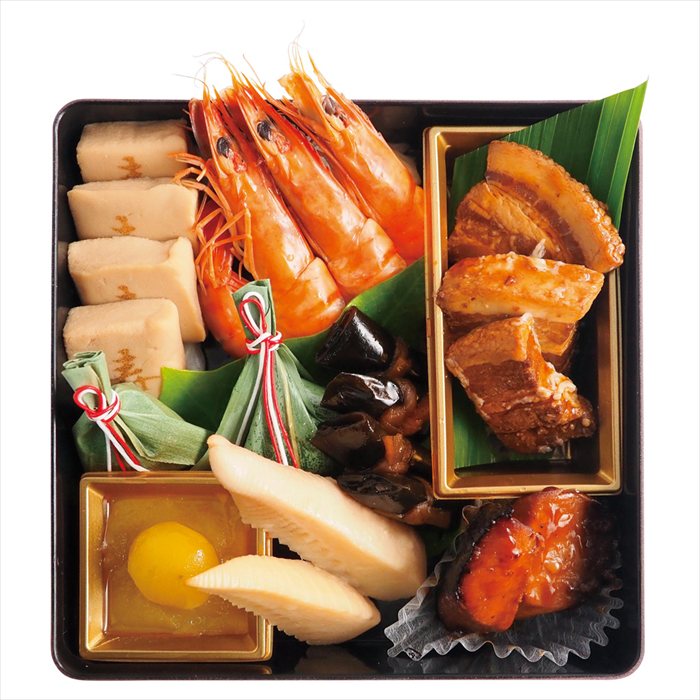 ■お歳暮専用商品となります。商品出荷日：11月4日から12月10日ごろ 全24品 ■商品紹介：個包装タイプで、付属のお重にご自身で盛り付けていただきます。食べたいものや量を調整していただけます。 ■パッケージサイズ：16×16×15 ■商品重量（kg）： ■賞味期限・アレルゲン表示消費期限:2027年1月3日　卵・小麦・乳・えび メーカー希望小売価格はメーカーカタログに基づいて掲載しています ■さまざまなギフトアイテムをご用意しております。 内祝　内祝い　お祝い返し　ウェディングギフト　ブライダルギフト　引き出物　引出物　結婚引き出物　結婚引出物　結婚内祝い　出産内祝い 命名内祝い　入園内祝い　入学内祝い　卒園内祝い　卒業内祝い　就職内祝い　新築内祝い　引越し内祝い　快気内祝い　開店内祝い　二次会 披露宴　お祝い　御祝　結婚式　結婚祝い　出産祝い　初節句　七五三　入園祝い　入学祝い　卒園祝い　卒業祝い　成人式　就職祝い　昇進祝い 新築祝い　上棟祝い　引っ越し祝い　引越し祝い　開店祝い　退職祝い　快気祝い　全快祝い　初老祝い　還暦祝い　古稀祝い　喜寿祝い　傘寿祝い 米寿祝い　卒寿祝い　白寿祝い　長寿祝い　金婚式　銀婚式　ダイヤモンド婚式　結婚記念日　ギフト　ギフトセット　セット　詰め合わせ　贈答品　お返し お礼　御礼　ごあいさつ　ご挨拶　御挨拶　プレゼント　お見舞い　お見舞御礼　お餞別　引越し　引越しご挨拶　記念日　誕生日　父の日　母の日　敬老の日 記念品　卒業記念品　定年退職記念品　ゴルフコンペ　コンペ景品　景品　賞品　粗品　お香典返し　香典返し　志　満中陰志　弔事　会葬御礼　法要 法要引き出物　法要引出物　法事　法事引き出物　法事引出物　忌明け　四十九日　七七日忌明け志　一周忌　三回忌　回忌法要　偲び草　粗供養　初盆 供物　お供え　お中元　御中元　お歳暮　御歳暮　お年賀　御年賀　残暑見舞い　年始挨拶　ボーリング大会　景品　レミパン　ゼリー　スターバックス 千疋屋　結婚式　そうめん　ローラアシュレイ　プリン　話題　ディズニー　カタログギフト　ティファール　ビタクラフト　ステンレスタンブラー　リラックマ のし無料　メッセージカード無料　ラッピング無料 ギフトにぴったりのアイテムをご紹介！ 贈り物に悩んでいる方へ、心温まるギフトアイテムを取り揃えました。高品質な食品、ふわふわのタオル、美しい食器、そしてセンスあふれる雑貨まで、幅広いラインナップであなたの大切な人への思いを伝えます。 特徴 高品質：厳選された素材と丁寧な製造工程で作られた商品ばかり。どれも長く愛用いただけます。 多用途：どんなシーンでも使える万能アイテムが揃っています。誕生日、結婚祝い、新築祝いなど、さまざまな場面に最適です。 デザイン：シンプルで洗練されたデザインから、カラフルで個性的なものまで、多彩なバリエーションをご用意。 お手頃価格：高品質ながら手ごろな価格で、コストパフォーマンスも抜群。 おすすめの用途とシーン 誕生日プレゼント：大切な人の特別な日を祝うために、実用的かつ心温まるギフトを。食品やタオルは、日常で役立つアイテムとして喜ばれます。 結婚祝い：新しい生活を始めるカップルに、美しい食器やおしゃれな雑貨を。幸せな家庭を築くお手伝いができます。 新築祝い：新しい家に引っ越した友人や家族へ、インテリアにぴったりの雑貨や実用的なタオルを。快適な生活をサポートします。 お返しギフト：感謝の気持ちを込めて、おしゃれで実用的なアイテムを。食品はもちろん、使い心地の良いタオルや美しい食器も喜ばれます。 季節の贈り物：お中元やお歳暮、季節の挨拶として、季節に合ったギフトを。夏には涼しげな雑貨、冬には温かみのあるタオルや食品が最適です。 贈る相手に合わせたおすすめ グルメな方へ：美味しい食品を贈れば、食卓が一層華やかに。特別な時間を演出します。 家庭的な方へ：ふわふわのタオルや使いやすい食器で、日常生活に彩りを。 オシャレな方へ：センスあふれる雑貨で、インテリアを一層魅力的に。 まとめ あなたの気持ちを込めたギフト選びをお手伝いします。どれも心を込めて選んだアイテムばかりです。大切な人への贈り物として、自信を持っておすすめします。 商品概要 [分類] 以下のような商品をお探しの方にオススメです。スイーツ スィーツ スウィーツ Sweets ケーキ お菓子 洋菓子 デザート おやつ 小腹対策 食品 食べ物 / チョコレートケーキ チョコレート ガトーショコラ チーズケーキ 生菓子 生ケーキ ベイクドチーズケーキ [評価・マスコミ] ランキング1位のおすすめ(お勧め オススメ) インスタ映え SNS 評判 今話題の人気商品 [サービス] 以下のサービスをご利用いだだけます。不可の場合あり。お取り寄せ 全国配送 全国発送 オーダー 注文 デリバリー 取寄せ 宅配 ネット通販 持ち運び可 / 送料無料 送料込み 無料ギフト対応 日持ち長い 長期保存 賞味期限が長い 名入れ 当日発送 お急ぎ便 即日配送 即日発送 翌日配送 翌日発送 前日に買う あす楽 明日楽 即納 翌日 あす着 明日届く 配送日指定可 冷凍保存可 冷凍保管 冷凍便 ギフトラッピング ギフト対応 予約 メッセージ付き 有料メッセージカード 有料お誕生日カード ホワイトデー当日お届け可能 [パッケージ] 　 以下のような包装でお届けします。詰め合わせ セット アソート 化粧箱入り ラッピング不要 個包装 小分け 手提げ袋（有償） 2重梱包 [デザイン] 以下のようなイメージをお求めの方におすすめです。お洒落 可愛い ゴージャス 高級感 プレミアム サプライズ感 美しい インパクト 面白い 珍しい 希少 驚き シンプル 上品 スタイリッシュ エレガント モダン [ご用途] 工夫次第で様々な用途でご利用いただけます。贈り物 プレゼント ギフト プチギフト 贈答品 お祝い 御祝い 退職祝い 内祝い 出産祝い 出産内祝い 入学祝い 卒業祝い ご褒美 手土産 お土産 お使い物 お返し お礼 ご挨拶 ご進物 お配り 配る ばらまき バレンタインデー バレンタインデイ ヴァレンタイン 友チョコ 義理チョコ 本命チョコ 逆チョコ バレンタインチョコ ホワイトデー ホワイトデイ ホワイトデーのお返し 七五三 ひな祭り こどもの日 ハロウィン クリスマス お中元 お年賀 ウインターギフト 御中元 御歳暮 サマーギフト 残暑見舞い お歳暮 母の日 父の日 敬老の日 敬老会記念品 敬老会 結婚祝い 結婚内祝い 結婚記念日 結婚式二次会 二次会のプチギフト 結婚披露宴の引き出物 引き菓子 ウエディングパーティー 成人祝い 長寿祝い 還暦祝い 古希祝い 古稀祝い 喜寿祝い 傘寿祝い 米寿祝い 卒寿祝い 白寿祝い 紀寿祝い 百寿祝い 成人式 セレモニー イベント 内祝い 快気祝い 快気内祝い 出産内祝い 出産祝い 記念日 お返し ご進物 御使い物 お礼 ご挨拶 御礼 ご祝儀 祝儀の品 お使い物 ノベルティー 粗品 景品 長寿 法事 法要 仏事 年忌法事 志 粗供養 供養返し 香典返し 満中陰志 御供え お供え 御供物 弔事 七五三 ひな祭り 入学祝い 卒業祝い 卒園祝い 退職祝い 入社祝い 成人式 成人式のお祝い 朝食 食事代わり ティータイム ブレイクタイム ホームパーティー クリスマスケーキ 誕生日プレゼント 誕生祝い バースデーケーキ 学校 会社 職場 法人 取引先 部活 イベント サークル 介護施設 [おすすめの方] 以下のような様々なお客様にお喜びいただいております。10代 20代 30代 40代 50代 60代 70代 80代 90代 100歳以上 お母さん お父さん ママ パパ 兄弟姉妹 彼氏 彼女 恋人 義理の母 叔父さん 親戚の お嬢さん 大家族 家族 赤ちゃん 祖父 祖母 叔父 叔母 孫 おじいちゃん おばあちゃん じいじ ばあば 夫 旦那 妻 奥様 お嫁さん 奥さん 親 両親 娘 同僚 友達 仲間 友人 親友 上司 部下 先輩 後輩 お世話になった方 恩師 先生 大人数 女友達 法人 女性 男性 大人 子ども 子供用 小学生 中学生 高校生 男の子 女の子 辛党 甘党 甘いものが苦手 高齢者 お年寄り [その他おすすめ] 以下のような商品に興味のある方にもオススメです。大量 大量購入 財布に優しい 大人数 業務用 大量スイーツ お試し コスパ良い /個包装タイプで、付属のお重にご自身で盛り付けていただきます。食べたいものや量を調整していただけます。