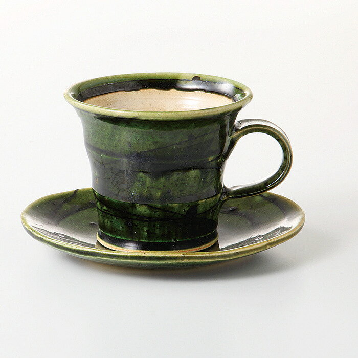■商品内容： 品：碗×1／9×11×7.5cm、皿×1／14.6×12.6×2.2cm 陶器 ■パッケージサイズ：箱：17×17×9cm 化粧箱 ■産地：美濃焼 ■重量：430g メーカー希望小売価格はメーカーカタログに基づいて掲載しています ■さまざまなギフトアイテムをご用意しております。 内祝　内祝い　お祝い返し　ウェディングギフト　ブライダルギフト　引き出物　引出物　結婚引き出物　結婚引出物　結婚内祝い　出産内祝い 命名内祝い　入園内祝い　入学内祝い　卒園内祝い　卒業内祝い　就職内祝い　新築内祝い　引越し内祝い　快気内祝い　開店内祝い　二次会 披露宴　お祝い　御祝　結婚式　結婚祝い　出産祝い　初節句　七五三　入園祝い　入学祝い　卒園祝い　卒業祝い　成人式　就職祝い　昇進祝い 新築祝い　上棟祝い　引っ越し祝い　引越し祝い　開店祝い　退職祝い　快気祝い　全快祝い　初老祝い　還暦祝い　古稀祝い　喜寿祝い　傘寿祝い 米寿祝い　卒寿祝い　白寿祝い　長寿祝い　金婚式　銀婚式　ダイヤモンド婚式　結婚記念日　ギフト　ギフトセット　セット　詰め合わせ　贈答品　お返し お礼　御礼　ごあいさつ　ご挨拶　御挨拶　プレゼント　お見舞い　お見舞御礼　お餞別　引越し　引越しご挨拶　記念日　誕生日　父の日　母の日　敬老の日 記念品　卒業記念品　定年退職記念品　ゴルフコンペ　コンペ景品　景品　賞品　粗品　お香典返し　香典返し　志　満中陰志　弔事　会葬御礼　法要 法要引き出物　法要引出物　法事　法事引き出物　法事引出物　忌明け　四十九日　七七日忌明け志　一周忌　三回忌　回忌法要　偲び草　粗供養　初盆 供物　お供え　お中元　御中元　お歳暮　御歳暮　お年賀　御年賀　残暑見舞い　年始挨拶　ボーリング大会　景品　レミパン　ゼリー　スターバックス 千疋屋　結婚式　そうめん　ローラアシュレイ　プリン　話題　ディズニー　カタログギフト　ティファール　ビタクラフト　ステンレスタンブラー　リラックマ のし無料　メッセージカード無料　ラッピング無料 ギフトにぴったりのアイテムをご紹介！ 贈り物に悩んでいる方へ、心温まるギフトアイテムを取り揃えました。高品質な食品、ふわふわのタオル、美しい食器、そしてセンスあふれる雑貨まで、幅広いラインナップであなたの大切な人への思いを伝えます。 特徴 高品質：厳選された素材と丁寧な製造工程で作られた商品ばかり。どれも長く愛用いただけます。 多用途：どんなシーンでも使える万能アイテムが揃っています。誕生日、結婚祝い、新築祝いなど、さまざまな場面に最適です。 デザイン：シンプルで洗練されたデザインから、カラフルで個性的なものまで、多彩なバリエーションをご用意。 お手頃価格：高品質ながら手ごろな価格で、コストパフォーマンスも抜群。 おすすめの用途とシーン 誕生日プレゼント：大切な人の特別な日を祝うために、実用的かつ心温まるギフトを。食品やタオルは、日常で役立つアイテムとして喜ばれます。 結婚祝い：新しい生活を始めるカップルに、美しい食器やおしゃれな雑貨を。幸せな家庭を築くお手伝いができます。 新築祝い：新しい家に引っ越した友人や家族へ、インテリアにぴったりの雑貨や実用的なタオルを。快適な生活をサポートします。 お返しギフト：感謝の気持ちを込めて、おしゃれで実用的なアイテムを。食品はもちろん、使い心地の良いタオルや美しい食器も喜ばれます。 季節の贈り物：お中元やお歳暮、季節の挨拶として、季節に合ったギフトを。夏には涼しげな雑貨、冬には温かみのあるタオルや食品が最適です。 贈る相手に合わせたおすすめ グルメな方へ：美味しい食品を贈れば、食卓が一層華やかに。特別な時間を演出します。 家庭的な方へ：ふわふわのタオルや使いやすい食器で、日常生活に彩りを。 オシャレな方へ：センスあふれる雑貨で、インテリアを一層魅力的に。 まとめ あなたの気持ちを込めたギフト選びをお手伝いします。どれも心を込めて選んだアイテムばかりです。大切な人への贈り物として、自信を持っておすすめします。 商品概要 [分類] 以下のような商品をお探しの方にオススメです。スイーツ スィーツ スウィーツ Sweets ケーキ お菓子 洋菓子 デザート おやつ 小腹対策 食品 食べ物 / チョコレートケーキ チョコレート ガトーショコラ チーズケーキ 生菓子 生ケーキ ベイクドチーズケーキ [評価・マスコミ] ランキング1位のおすすめ(お勧め オススメ) インスタ映え SNS 評判 今話題の人気商品 [サービス] 以下のサービスをご利用いだだけます。不可の場合あり。お取り寄せ 全国配送 全国発送 オーダー 注文 デリバリー 取寄せ 宅配 ネット通販 持ち運び可 / 送料無料 送料込み 無料ギフト対応 日持ち長い 長期保存 賞味期限が長い 名入れ 当日発送 お急ぎ便 即日配送 即日発送 翌日配送 翌日発送 前日に買う あす楽 明日楽 即納 翌日 あす着 明日届く 配送日指定可 冷凍保存可 冷凍保管 冷凍便 ギフトラッピング ギフト対応 予約 メッセージ付き 有料メッセージカード 有料お誕生日カード ホワイトデー当日お届け可能 [パッケージ] 　 以下のような包装でお届けします。詰め合わせ セット アソート 化粧箱入り ラッピング不要 個包装 小分け 手提げ袋（有償） 2重梱包 [デザイン] 以下のようなイメージをお求めの方におすすめです。お洒落 可愛い ゴージャス 高級感 プレミアム サプライズ感 美しい インパクト 面白い 珍しい 希少 驚き シンプル 上品 スタイリッシュ エレガント モダン [ご用途] 工夫次第で様々な用途でご利用いただけます。贈り物 プレゼント ギフト プチギフト 贈答品 お祝い 御祝い 退職祝い 内祝い 出産祝い 出産内祝い 入学祝い 卒業祝い ご褒美 手土産 お土産 お使い物 お返し お礼 ご挨拶 ご進物 お配り 配る ばらまき バレンタインデー バレンタインデイ ヴァレンタイン 友チョコ 義理チョコ 本命チョコ 逆チョコ バレンタインチョコ ホワイトデー ホワイトデイ ホワイトデーのお返し 七五三 ひな祭り こどもの日 ハロウィン クリスマス お中元 お年賀 ウインターギフト 御中元 御歳暮 サマーギフト 残暑見舞い お歳暮 母の日 父の日 敬老の日 敬老会記念品 敬老会 結婚祝い 結婚内祝い 結婚記念日 結婚式二次会 二次会のプチギフト 結婚披露宴の引き出物 引き菓子 ウエディングパーティー 成人祝い 長寿祝い 還暦祝い 古希祝い 古稀祝い 喜寿祝い 傘寿祝い 米寿祝い 卒寿祝い 白寿祝い 紀寿祝い 百寿祝い 成人式 セレモニー イベント 内祝い 快気祝い 快気内祝い 出産内祝い 出産祝い 記念日 お返し ご進物 御使い物 お礼 ご挨拶 御礼 ご祝儀 祝儀の品 お使い物 ノベルティー 粗品 景品 長寿 法事 法要 仏事 年忌法事 志 粗供養 供養返し 香典返し 満中陰志 御供え お供え 御供物 弔事 七五三 ひな祭り 入学祝い 卒業祝い 卒園祝い 退職祝い 入社祝い 成人式 成人式のお祝い 朝食 食事代わり ティータイム ブレイクタイム ホームパーティー クリスマスケーキ 誕生日プレゼント 誕生祝い バースデーケーキ 学校 会社 職場 法人 取引先 部活 イベント サークル 介護施設 [おすすめの方] 以下のような様々なお客様にお喜びいただいております。10代 20代 30代 40代 50代 60代 70代 80代 90代 100歳以上 お母さん お父さん ママ パパ 兄弟姉妹 彼氏 彼女 恋人 義理の母 叔父さん 親戚の お嬢さん 大家族 家族 赤ちゃん 祖父 祖母 叔父 叔母 孫 おじいちゃん おばあちゃん じいじ ばあば 夫 旦那 妻 奥様 お嫁さん 奥さん 親 両親 娘 同僚 友達 仲間 友人 親友 上司 部下 先輩 後輩 お世話になった方 恩師 先生 大人数 女友達 法人 女性 男性 大人 子ども 子供用 小学生 中学生 高校生 男の子 女の子 辛党 甘党 甘いものが苦手 高齢者 お年寄り [その他おすすめ] 以下のような商品に興味のある方にもオススメです。大量 大量購入 財布に優しい 大人数 業務用 大量スイーツ お試し コスパ良い /