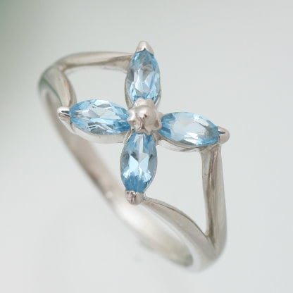 ブルートパーズ リング シルバー925 シルバーリング ファッションリング 品質保証書 金属アレルギー 日本製 おしゃれ ジュエリー プレゼント ギフト クリス...