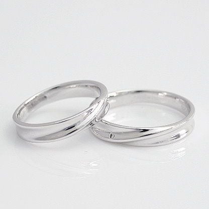 結婚指輪 プラチナ ペア マリッジリング プラチナ900 2本セット 品質保証書 金属アレルギー 日本製 おしゃれ ジュエリー プレゼント ギフト クリスマス 卒業式 入学式 卒園式 入園式 お祝い