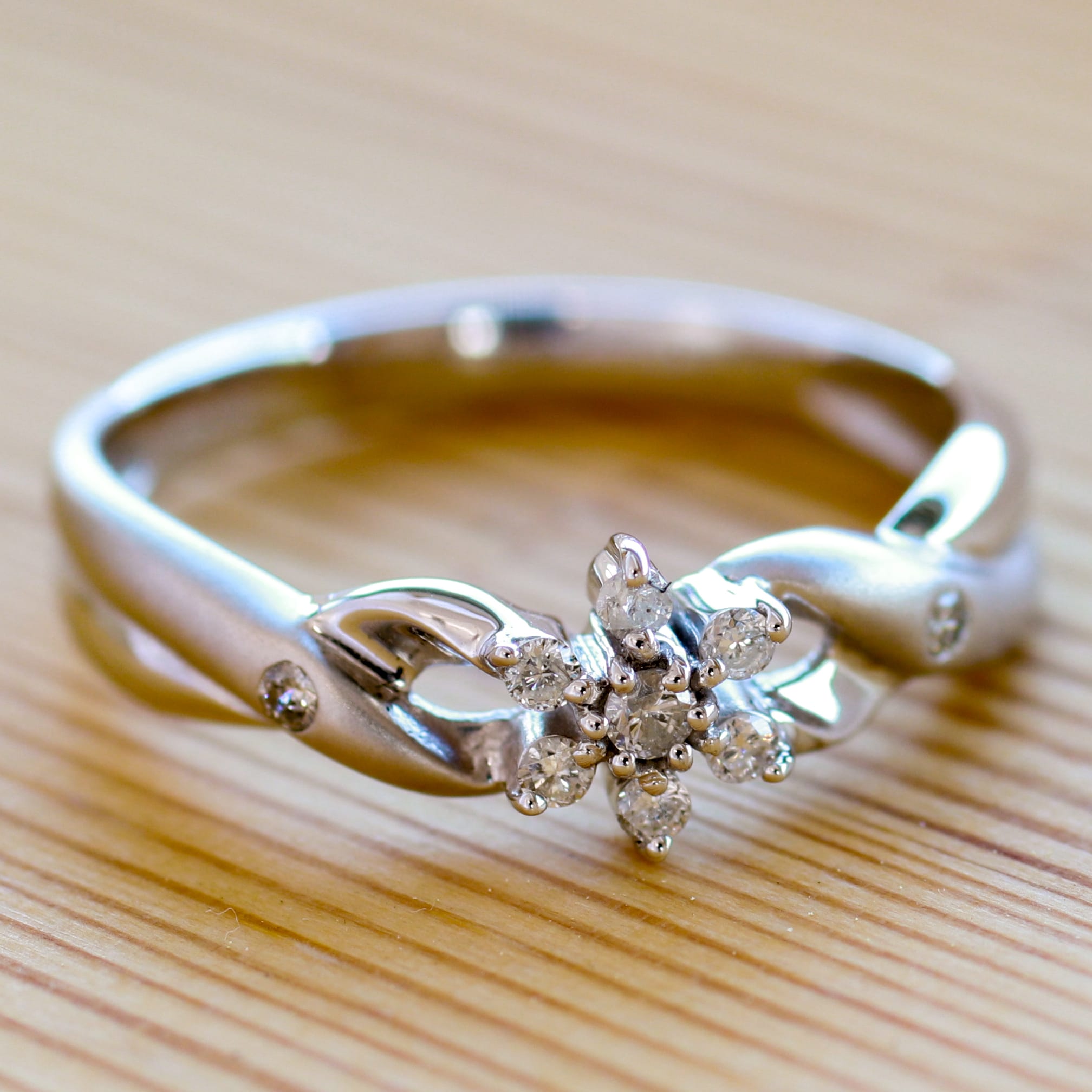 ダイヤモンド リング シルバー925 シルバーリング ファッションリング 天然ダイヤ ダイヤモンドリング 品質保証書 金属アレルギー 日本製 おしゃれ ジュエリー プレゼント ギフト クリスマス 卒業式 入学式 卒園式 入園式 お祝い