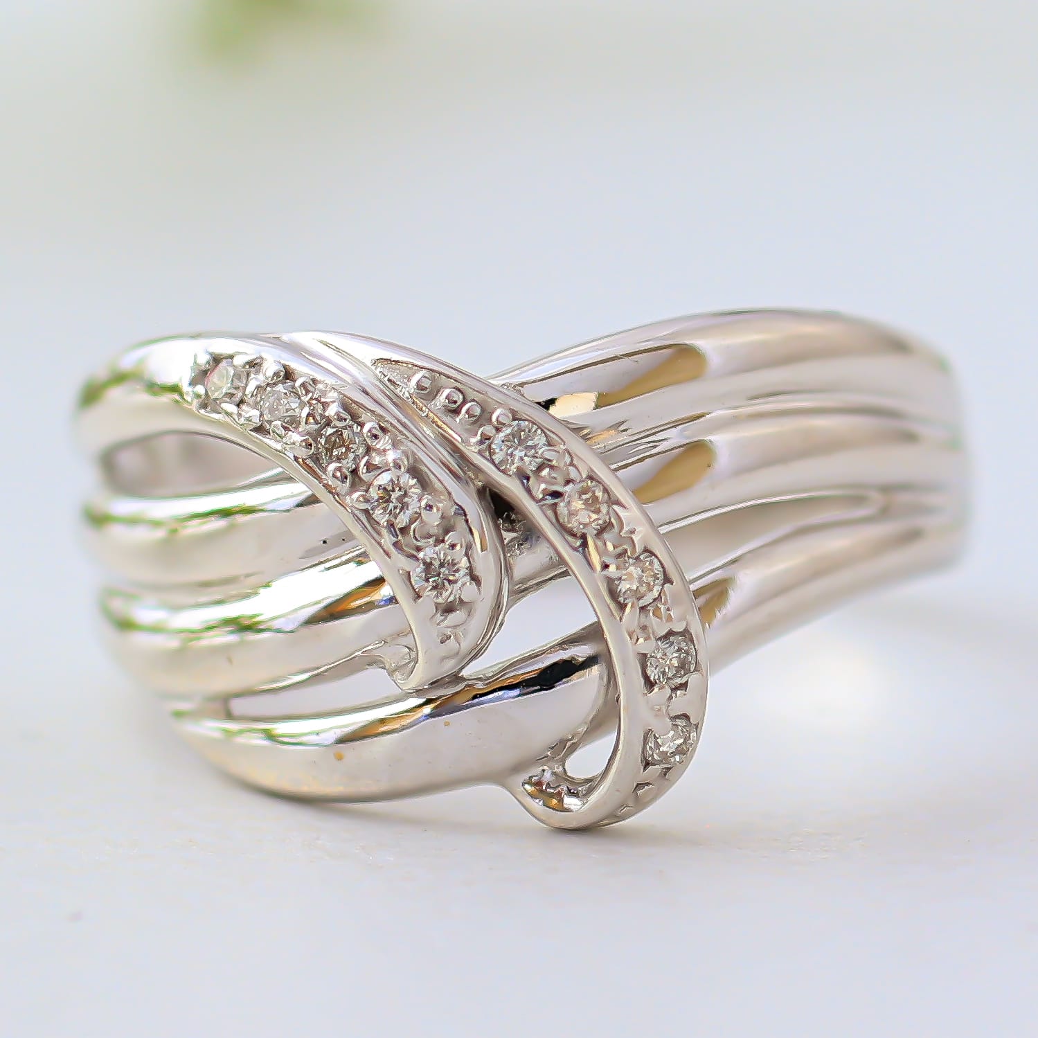 プラチナ リング Pt900 ファッションリング 天然ダイヤ ダイヤモンド リング 品質保証書 金属アレルギー 日本製 おしゃれ ジュエリー プレゼント ギフト...