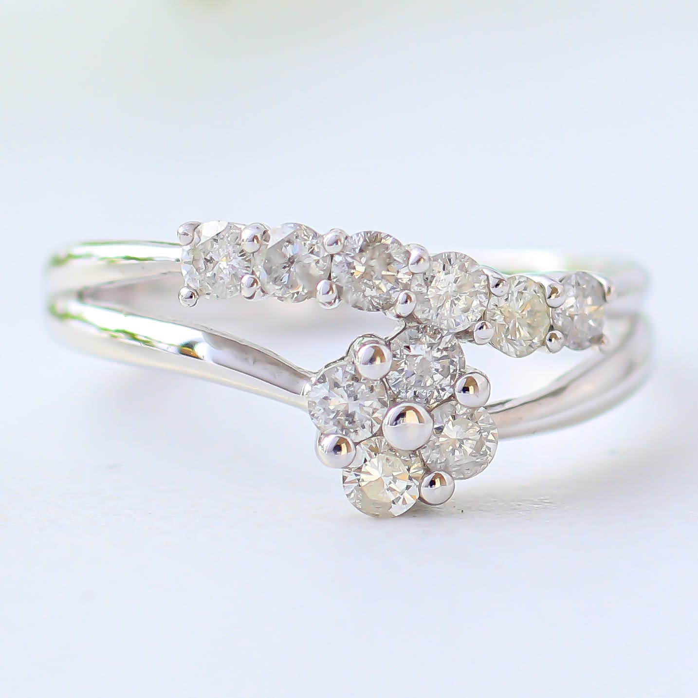 プラチナ リング Pt900 ファッションリング 天然ダイヤ ダイヤモンド リング 品質保証書 金属アレルギー 日本製 おしゃれ ジュエリー プレゼント ギフト クリスマス 卒業式 入学式 卒園式 入園式 お祝い