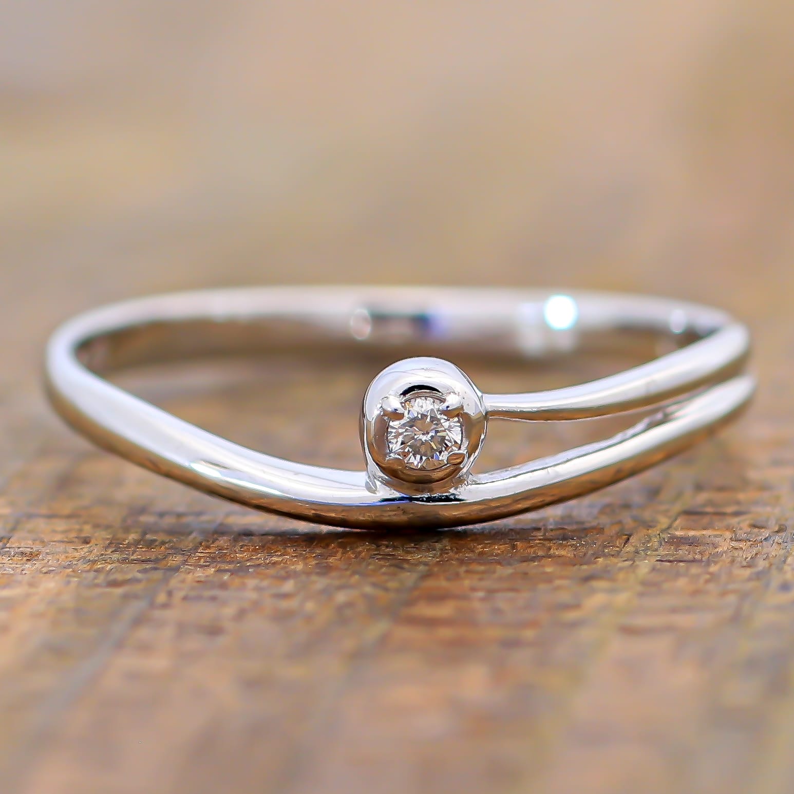 ダイヤモンド リング シルバー925 シルバーリング 一粒 ファッションリング 天然ダイヤ ダイヤモンドリング 品質保証書 金属アレルギー 日本製 おしゃれ ジュエリー プレゼント ギフト クリスマス 卒業式 入学式 卒園式 入園式 お祝いのサムネイル