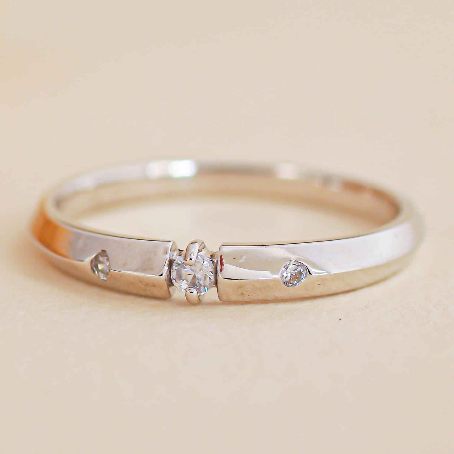 ホワイトゴールド リング K10 イエローゴールド ホワイトゴールド ピンクゴールド ファッションリング 天然ダイヤ ダイヤモンド リング 品質保証書 金属アレルギー 日本製 おしゃれ ジュエリー プレゼント ギフト クリスマス 卒業式 入学式 卒園式 入園式 お祝い