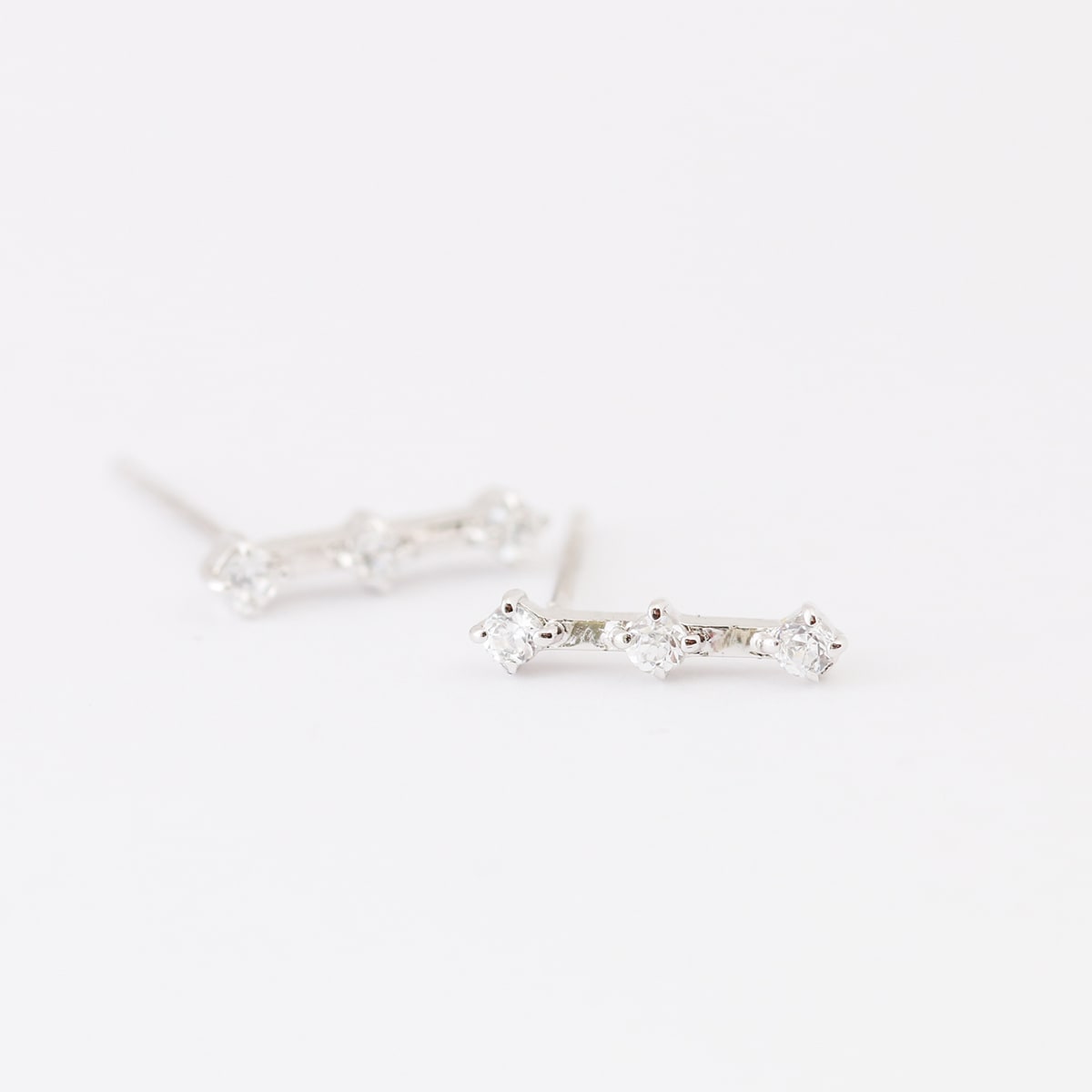 ピアス 金属アレルギー ダイヤモンド プラチナ900 天然ダイヤ 品質保証書 日本製 おしゃれ ジュエリー プレゼント ギフト クリスマス 卒業式 入学式 卒園式 入園式 お祝い