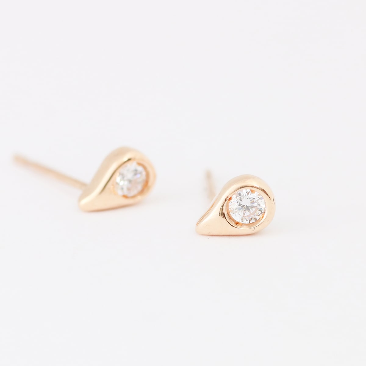 ピアス 金属アレルギー ダイヤモンド K10 イエローゴールド ホワイトゴールド ピンクゴールド 天然ダイヤ 品質保証書 日本製 おしゃれ ジュエリー プレゼント ギフト クリスマス 卒業式 入学式 卒園式 入園式 お祝い