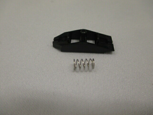 日立 【RM-S147-002】 シェーバー用 ホルダ(ウチバホルダ) メンズ シェーバー オプション部品 修理部品 パーツ 交換部品 消耗品