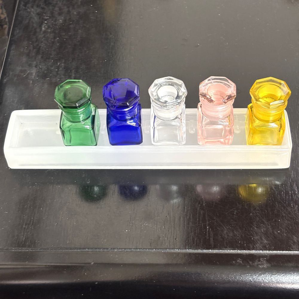 堀内製作所 歯科用ガラス リーグラス 倉庫発掘品！ ガラス製薬瓶スタンド6本用 縦43mm ×横215mm× 高さ22mm 女子文具 インク 万年筆 ガラス瓶 昭和ガラス ヴィンテージ雑貨